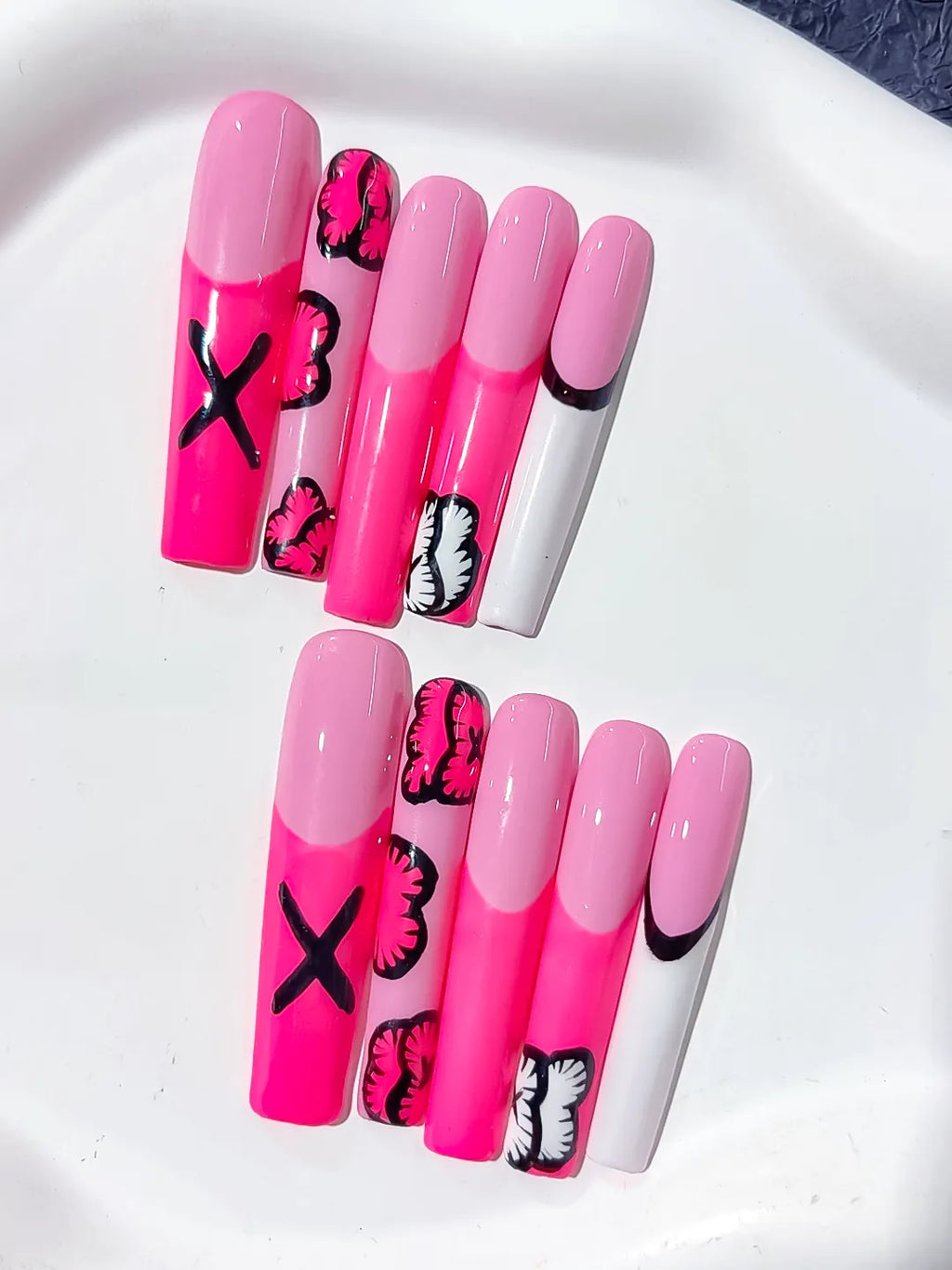 Pink White Black Abstract Lip Print press on nails detail view