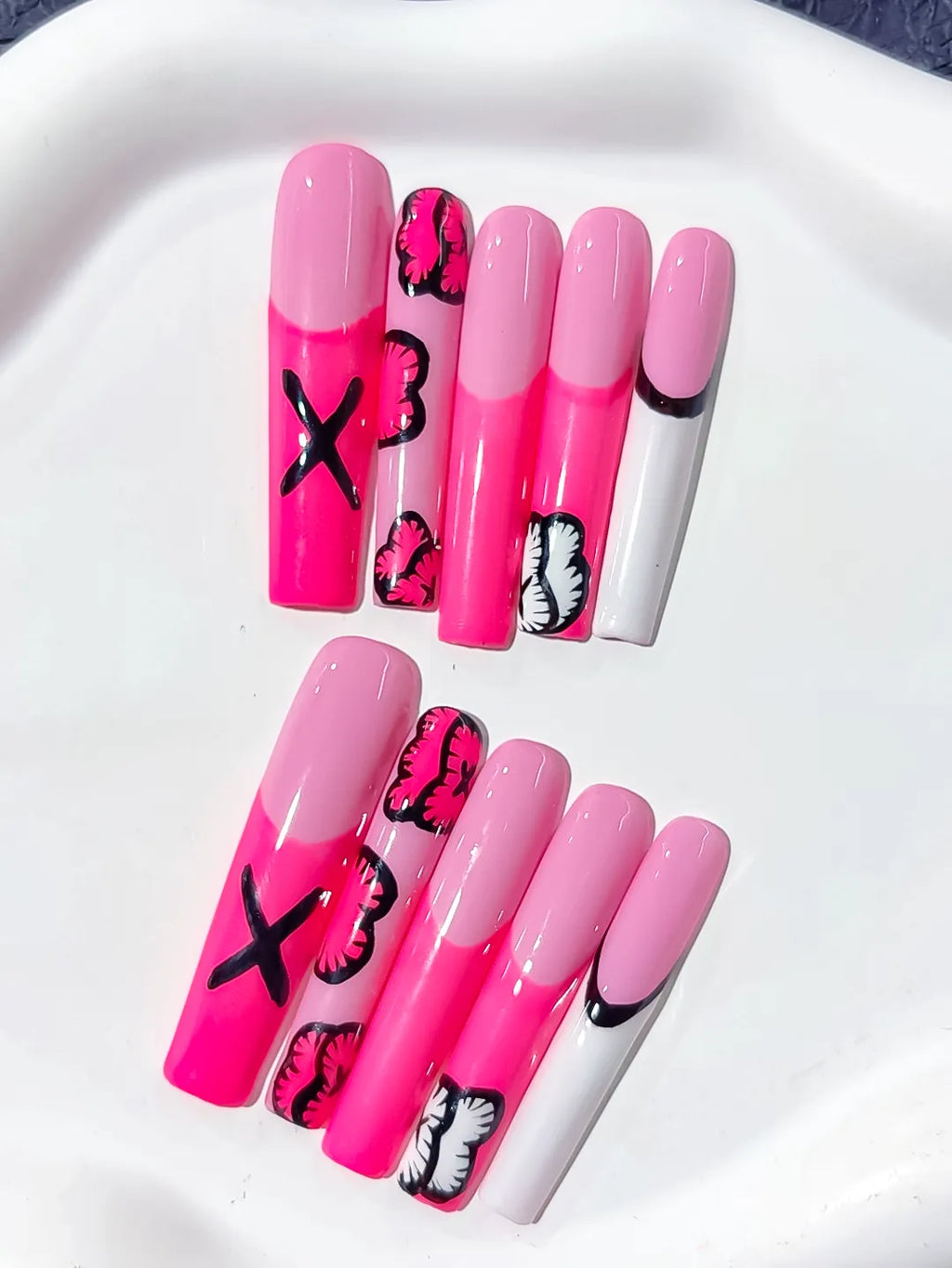 Pink White Black Abstract Lip Print press on nails close up