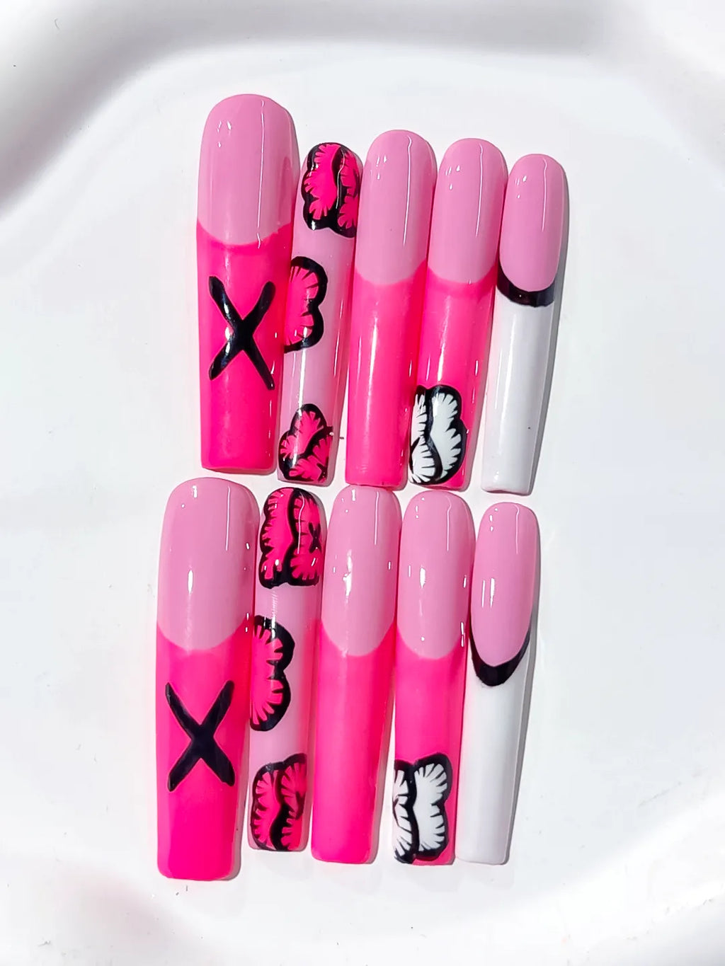 Pink White Black Abstract Lip Print press on nails detail view