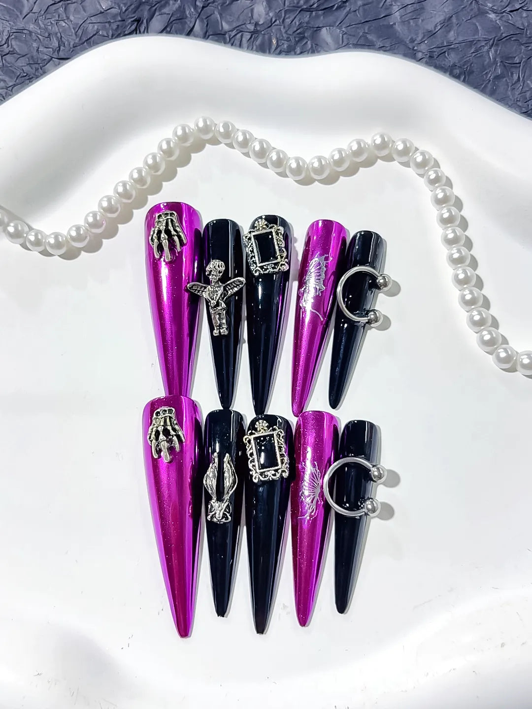 Pink Black Silver Metallic Dragonfly Frame Charm Piercing press on nails detail view