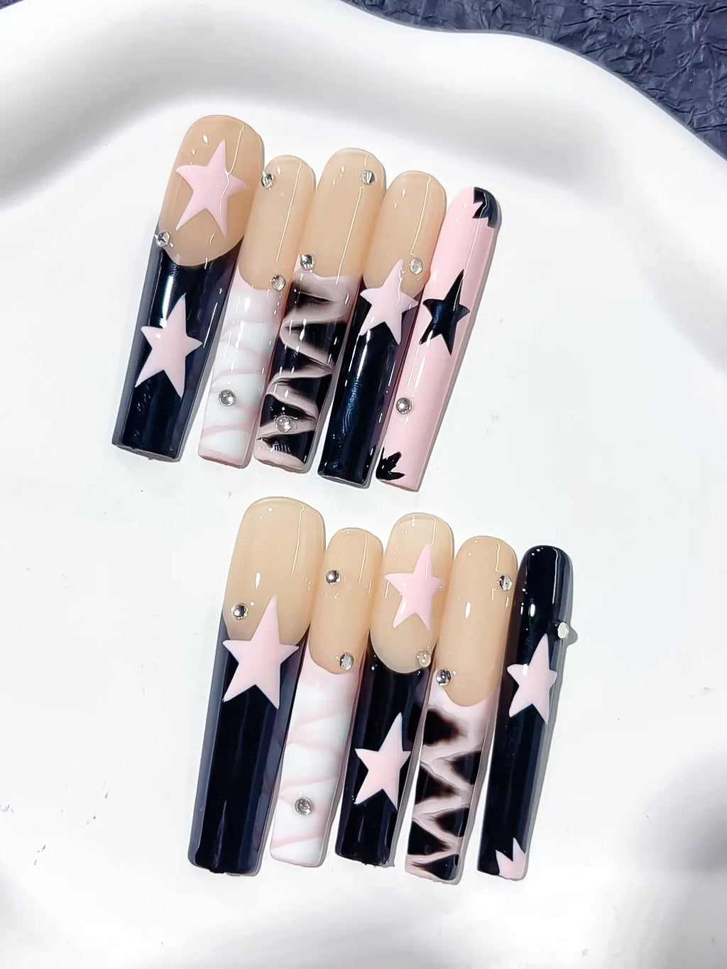 Nude White Pink Black Abstract Star Rhinestone 3D press on nails detail view