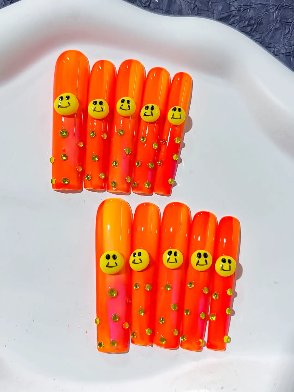 Orange Pink Yellow Ombre Smiley Rhinestone 3D press on nails detail view