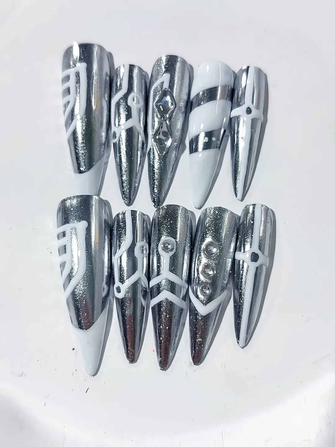 Silver White Metallic Geometric Stud press on nails close up