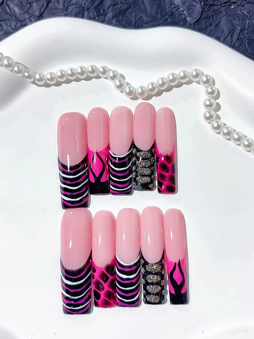 Pink Black Silver Abstract Flame Glitter press on nails detail view
