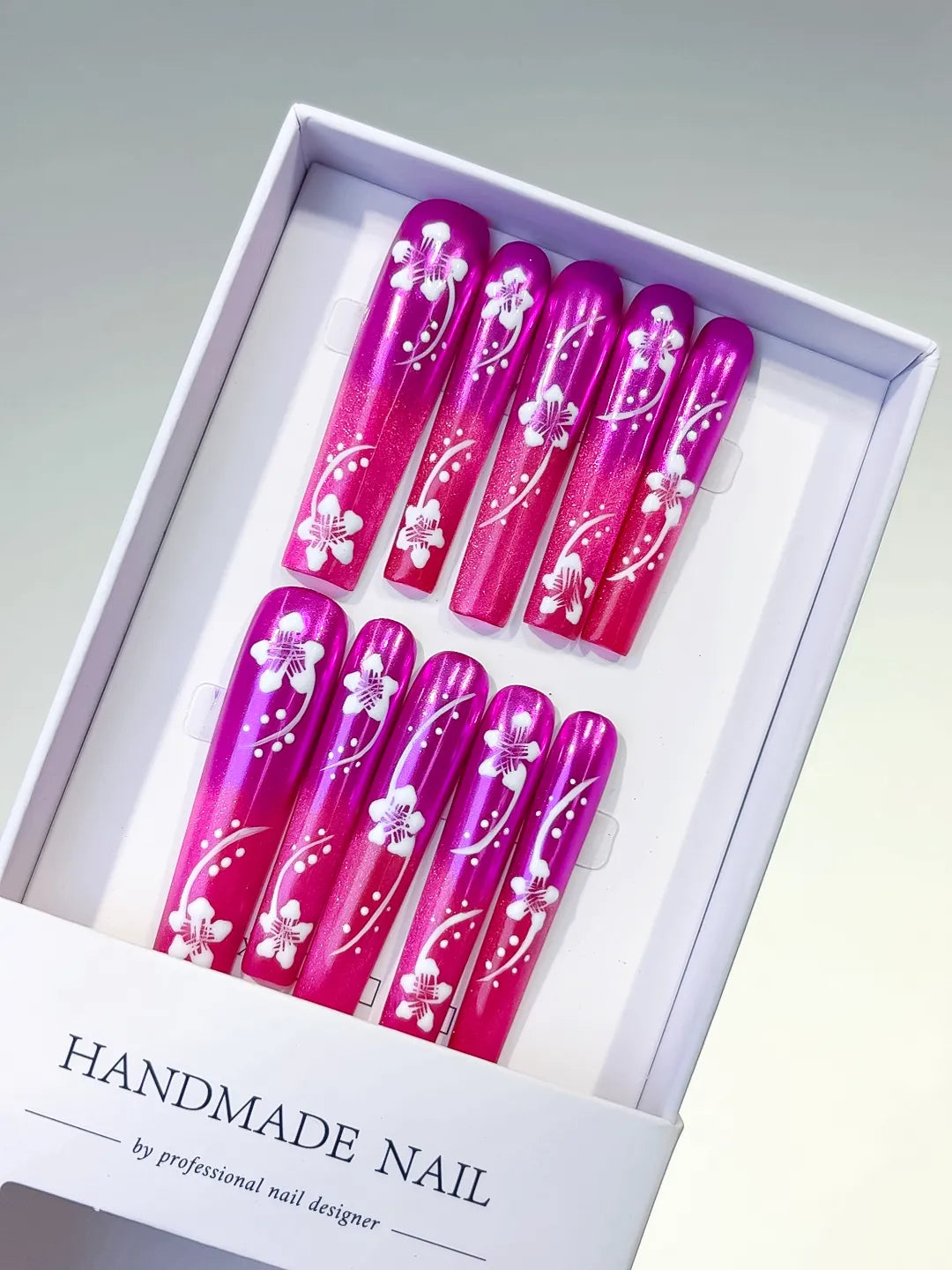 Pink White Floral press on nails