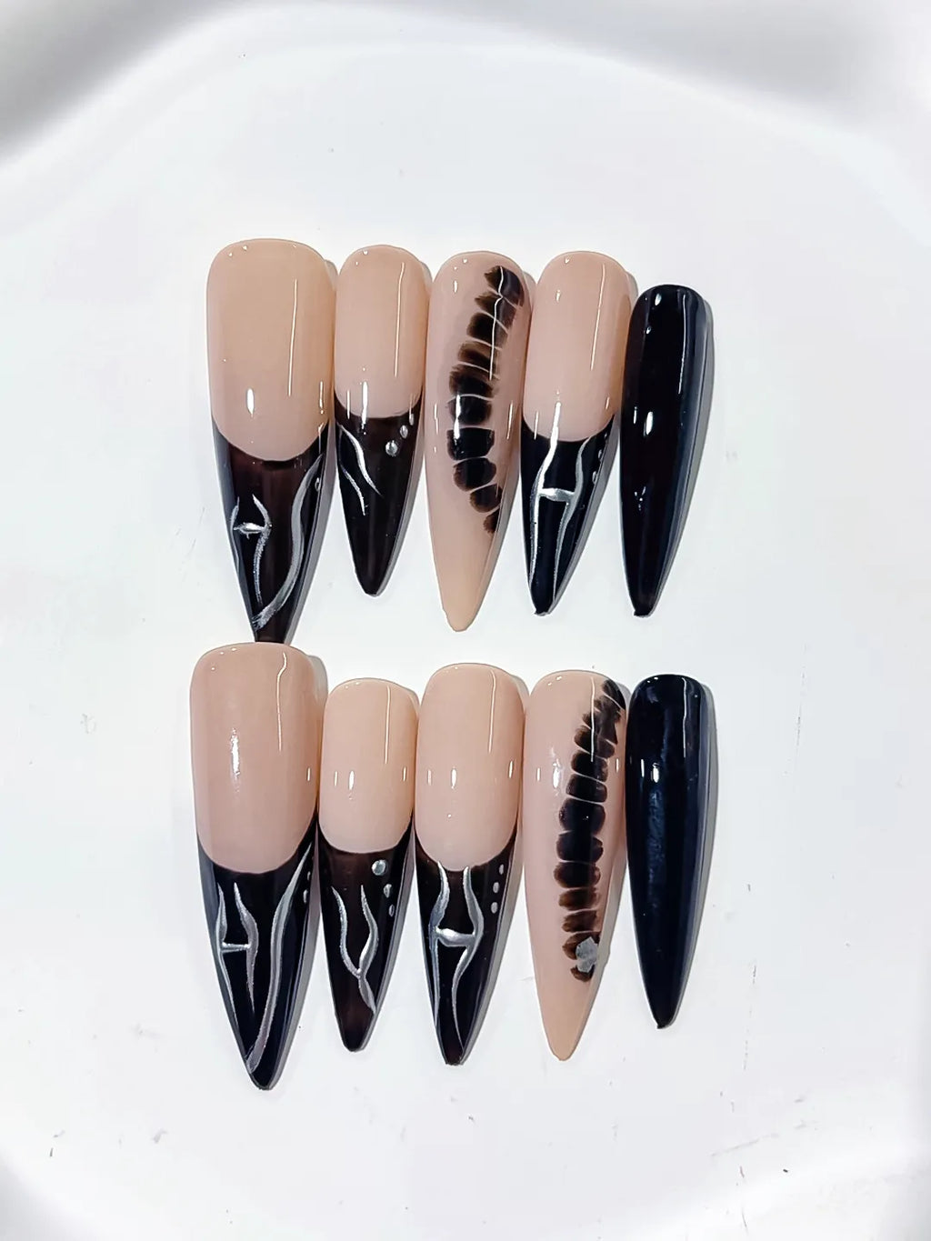 Nude Black Silver French tip Glitter press on nails detail view