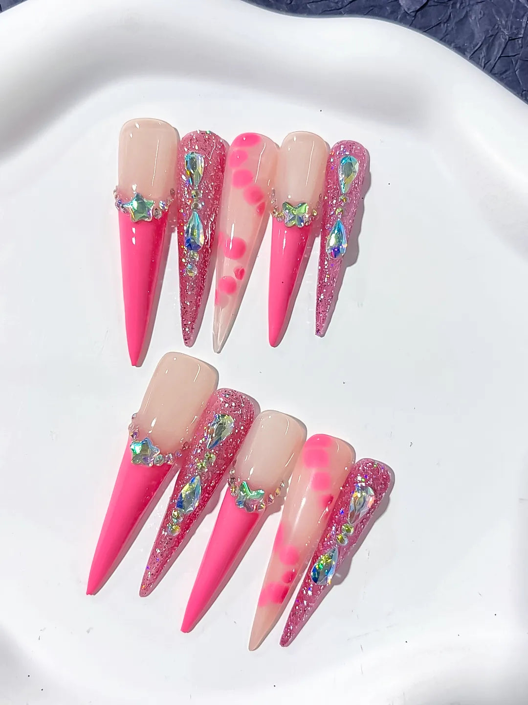 Nude Pink Silver Glitter Star Rhinestone press on nails detail view