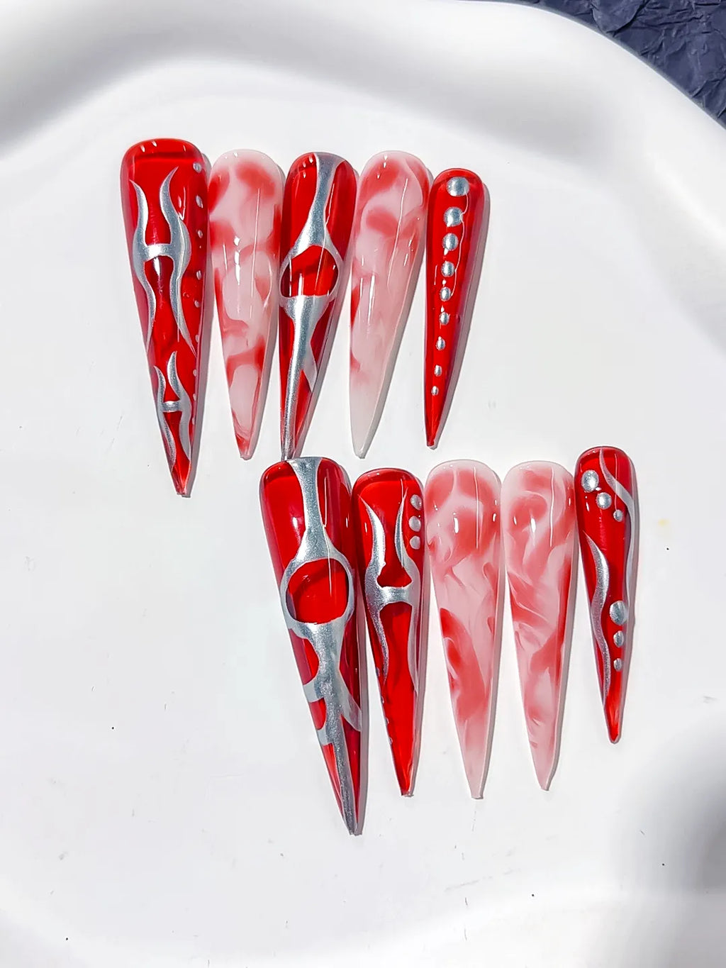 Red White Silver Abstract Heart Rhinestone press on nails detail view