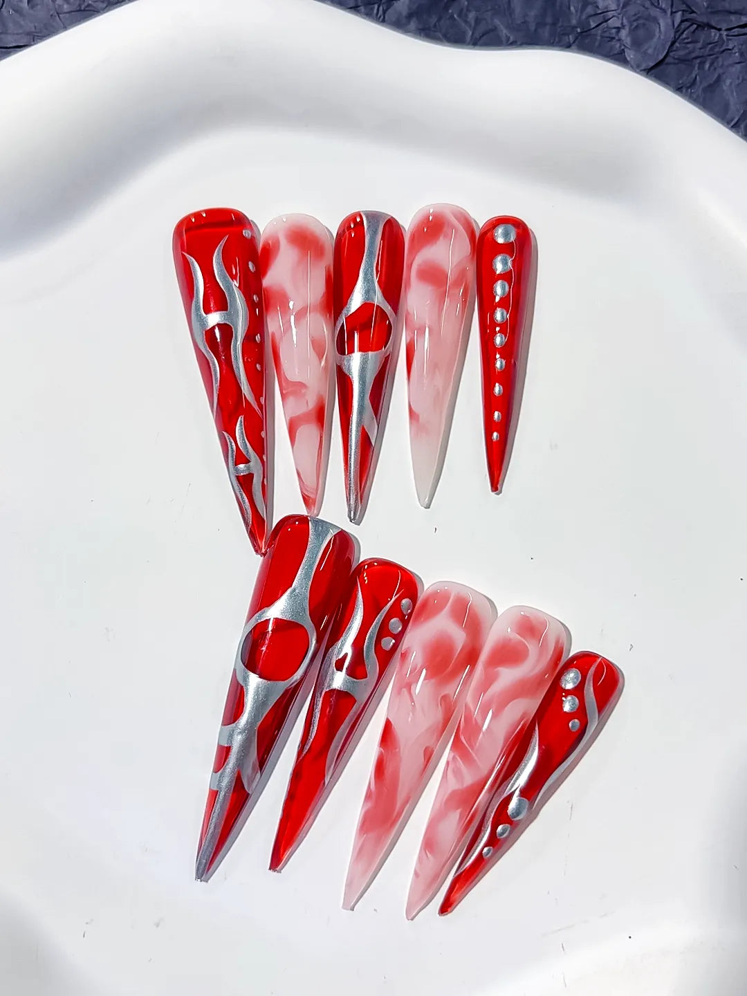 Red White Silver Abstract Heart Rhinestone press on nails detail view
