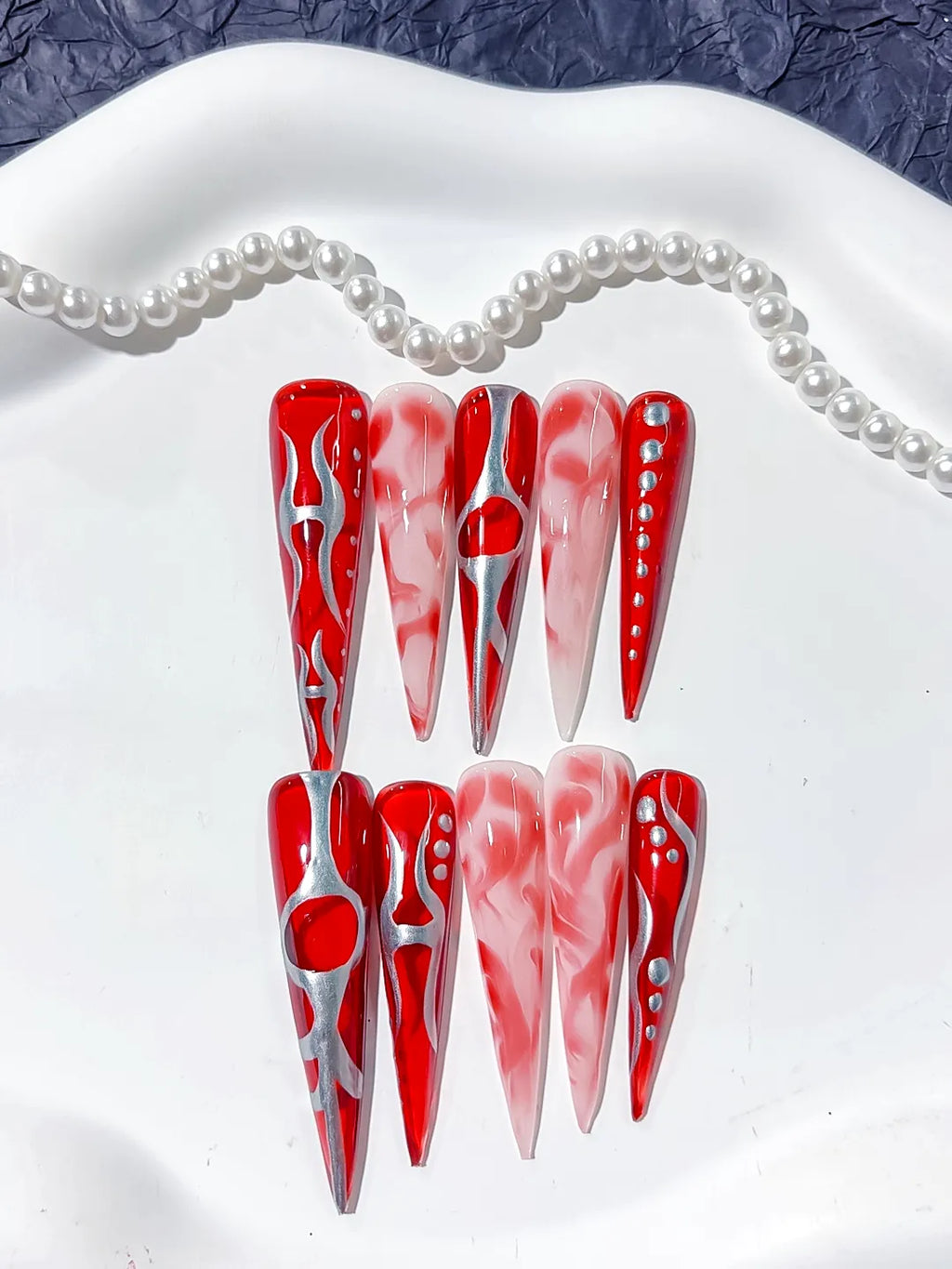 Red White Silver Abstract Heart Rhinestone press on nails detail view