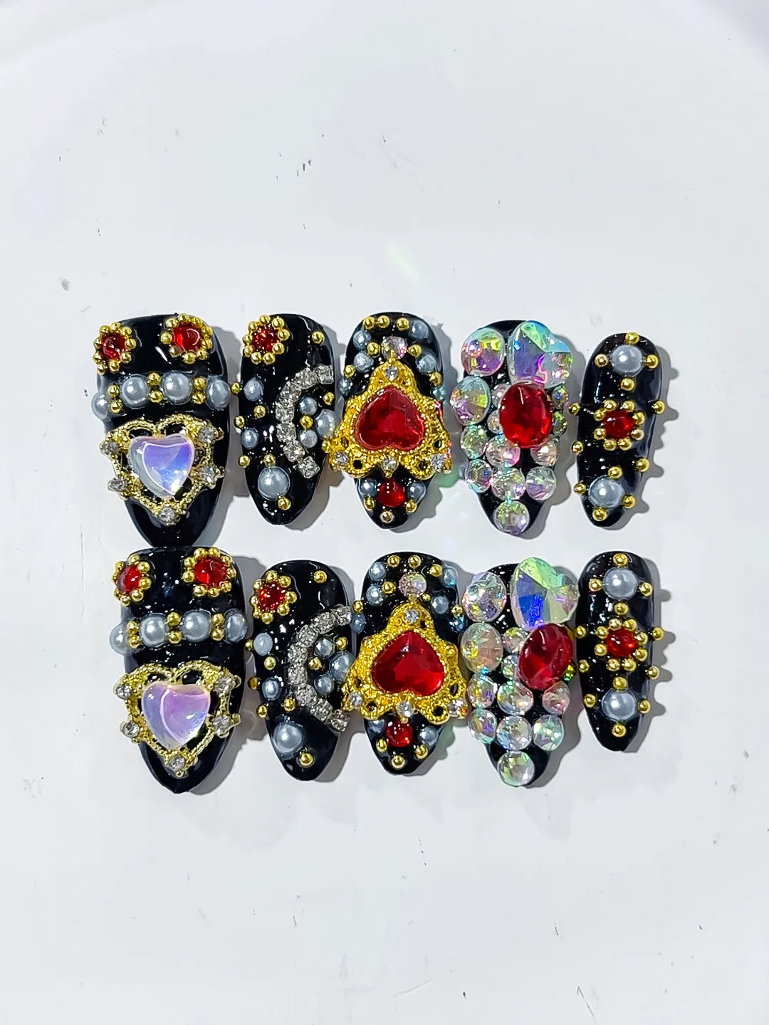 Black Gold Red Pink Multicolor Glitter Heart Pearl 3D press on nails close up