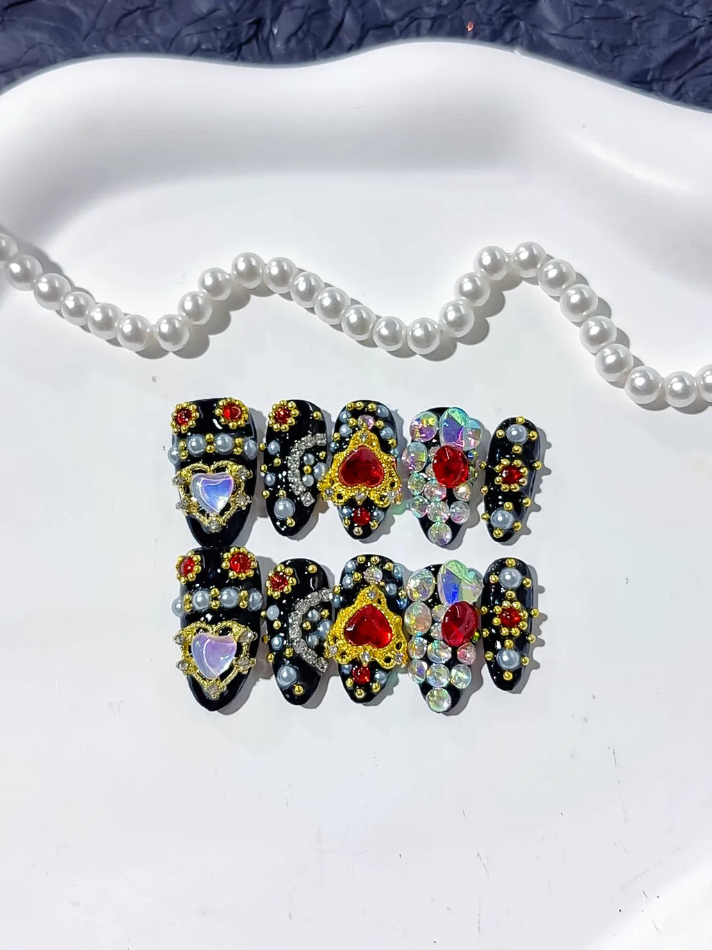 Black Gold Red Pink Multicolor Glitter Heart Pearl 3D press on nails detail view