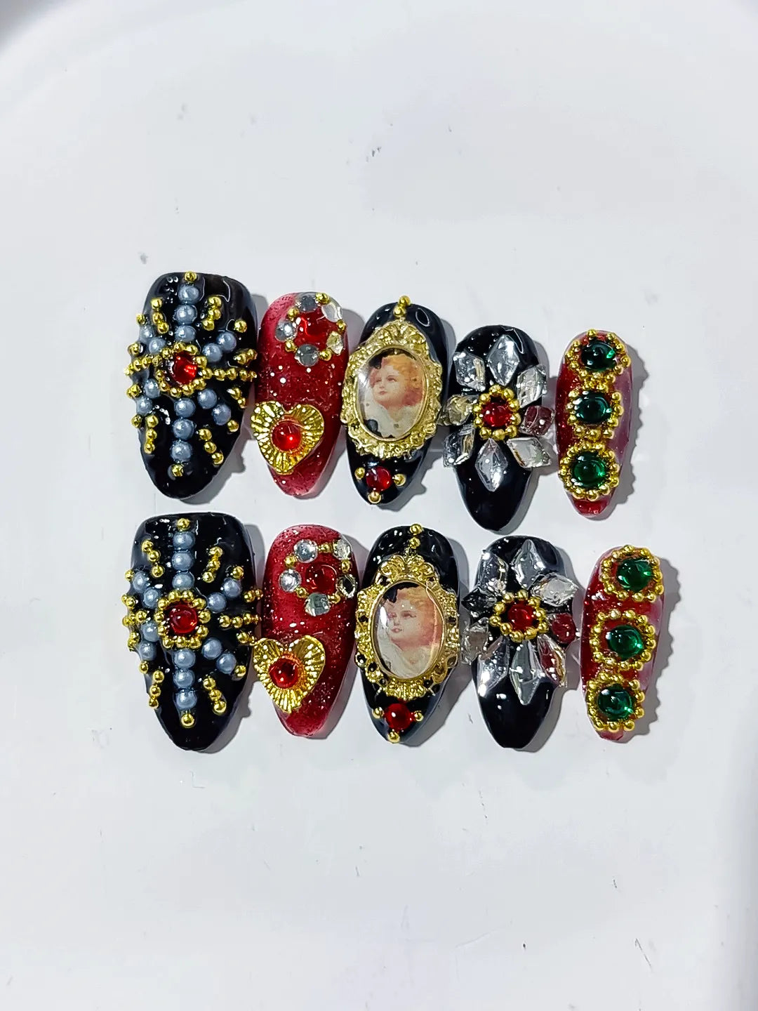Black Gold Red Green Silver Glitter Portrait Pearl 3D press on nails detail view