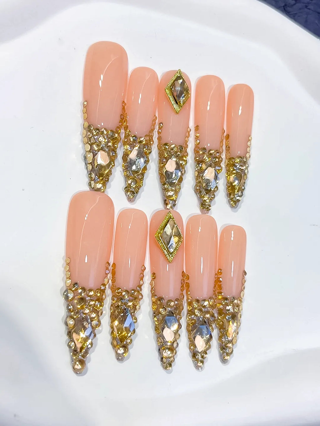 Nude Gold Silver Glitter press on nails detail view