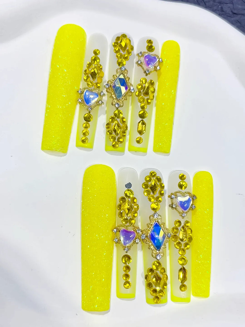 Yellow Gold White Blue Multicolor Glitter Heart Rhinestone press on nails detail view