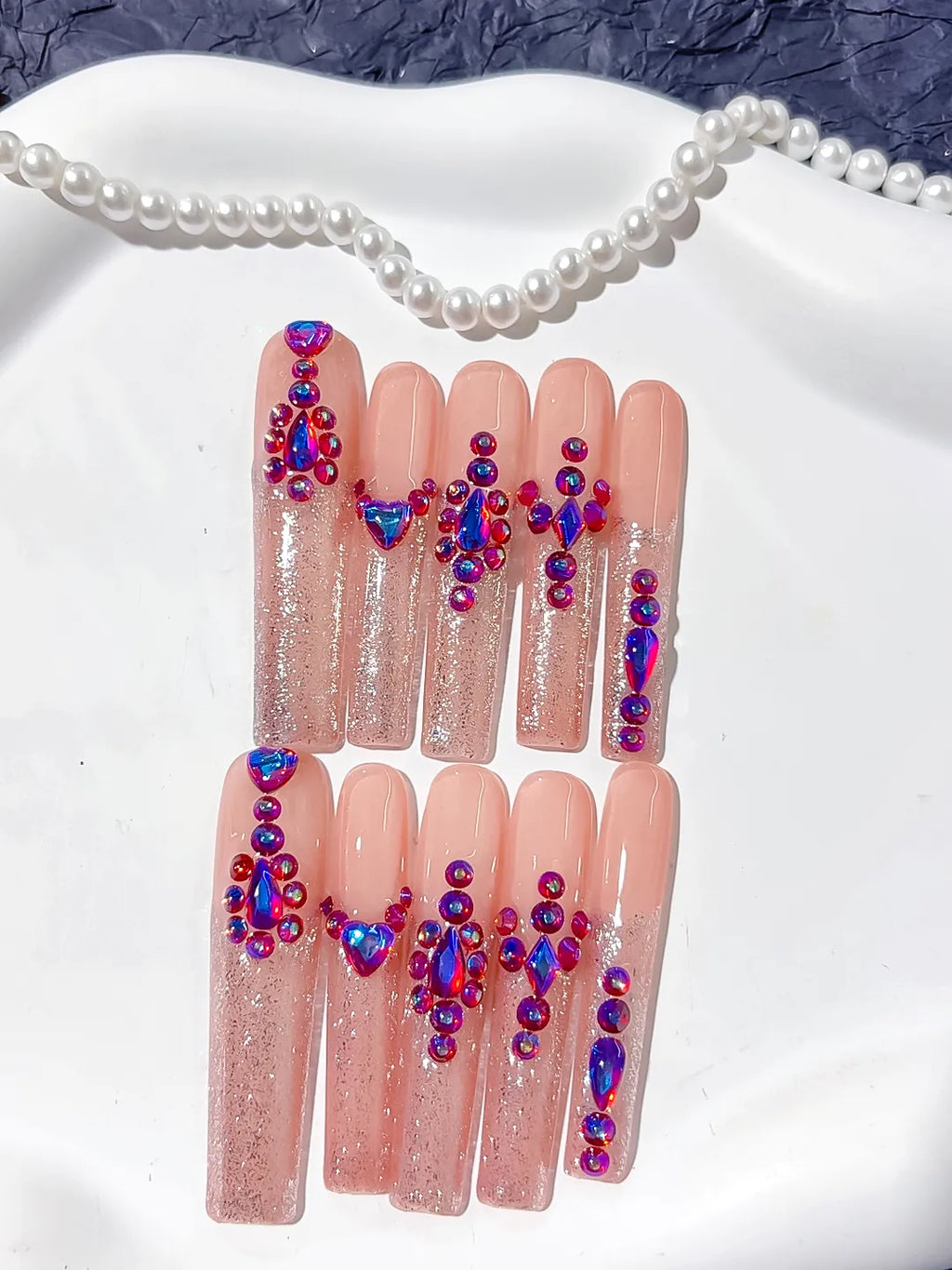 Nude Pink Purple Multicolor Glitter Heart Rhinestone press on nails detail view