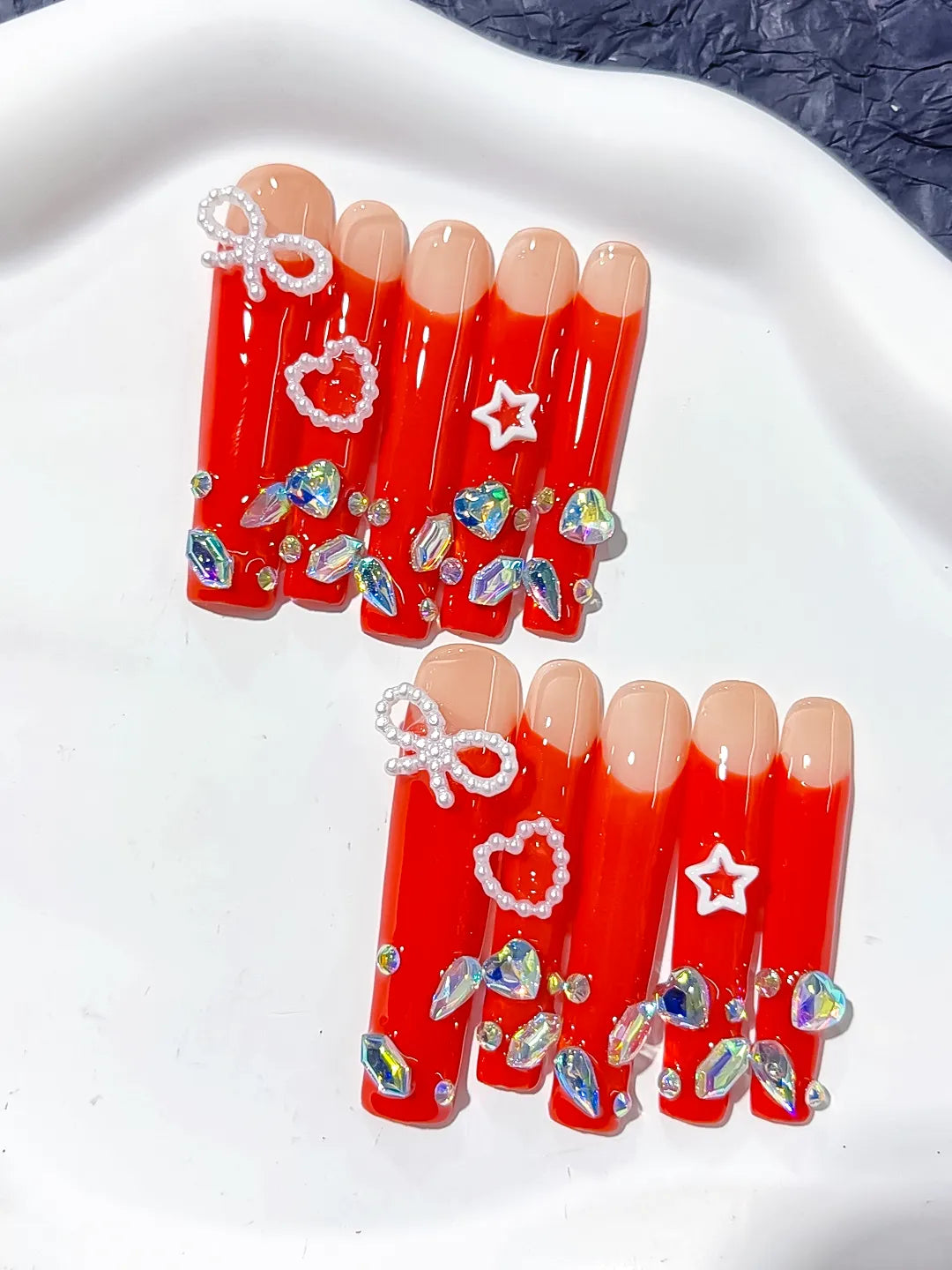 Red White Silver Multicolor Solid color Bow Heart Star Rhinestone 3D press on nails detail view