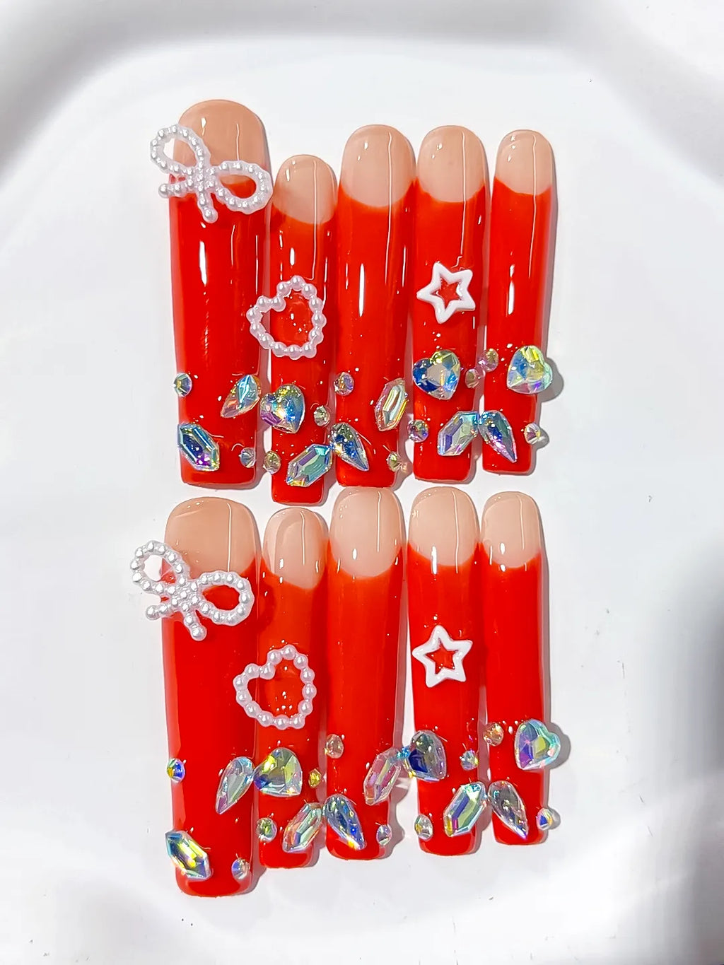 Red White Silver Multicolor Solid color Bow Heart Star Rhinestone 3D press on nails detail view