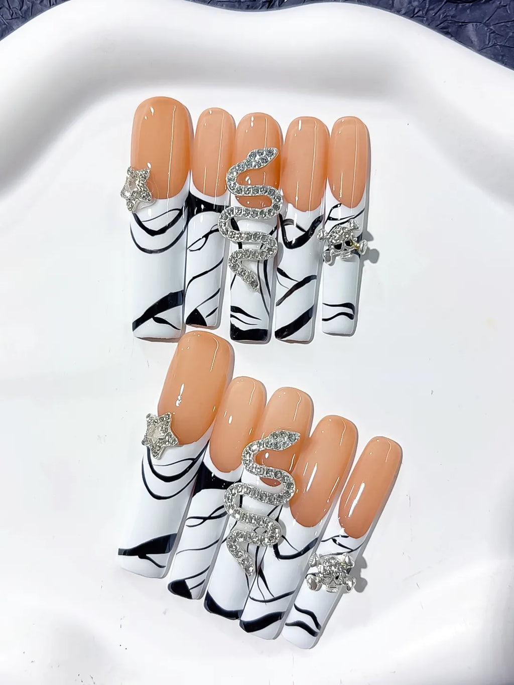 Nude White Black Silver Abstract Snake Star Rhinestone press on nails detail view