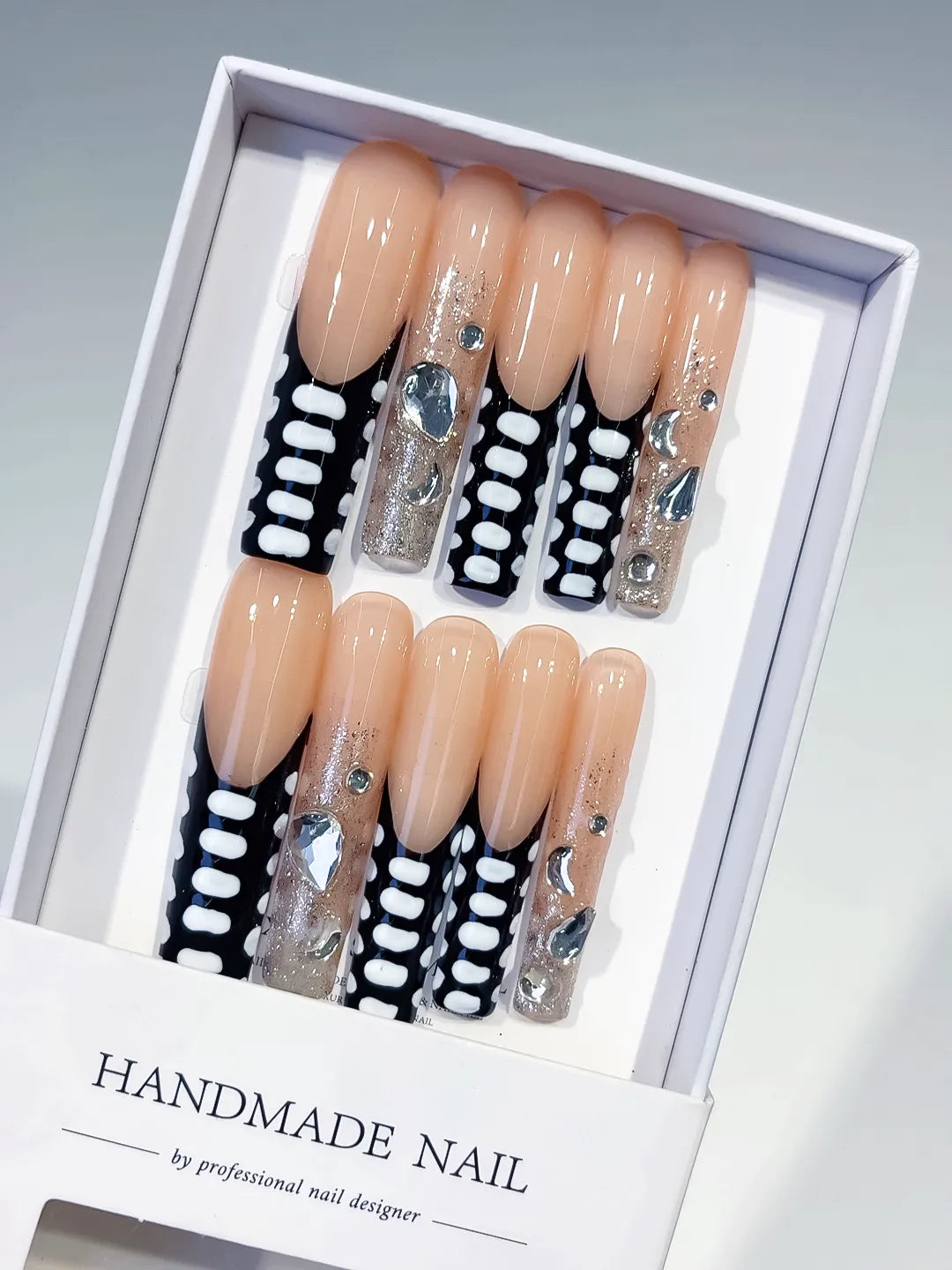 Nude Black White Silver Abstract Lattice Rhinestone press on nails