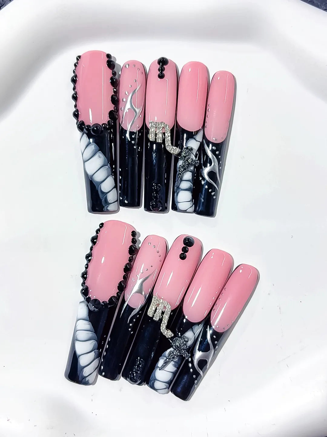 Pink Black White Silver Solid color Bow Rhinestone press on nails detail view