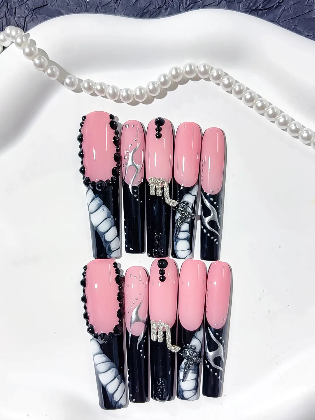 Pink Black White Silver Solid color Bow Rhinestone press on nails detail view