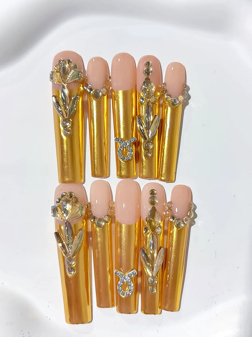 Nude Gold Silver Metallic Rhinestone press on nails detail view