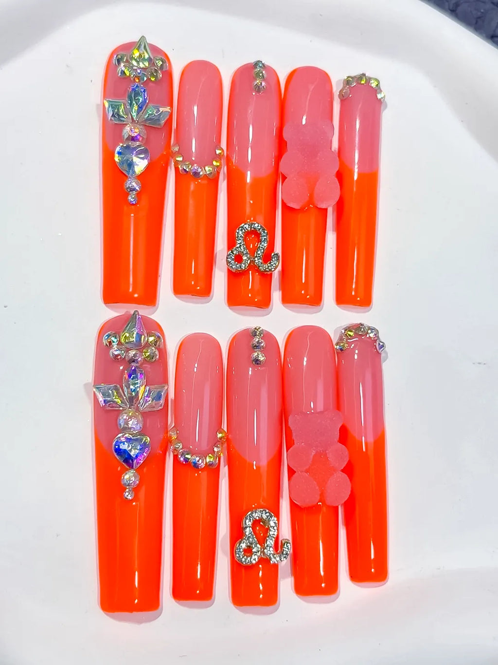 Orange Pink Silver Multicolor Ombre Bear Rhinestone 3D press on nails detail view