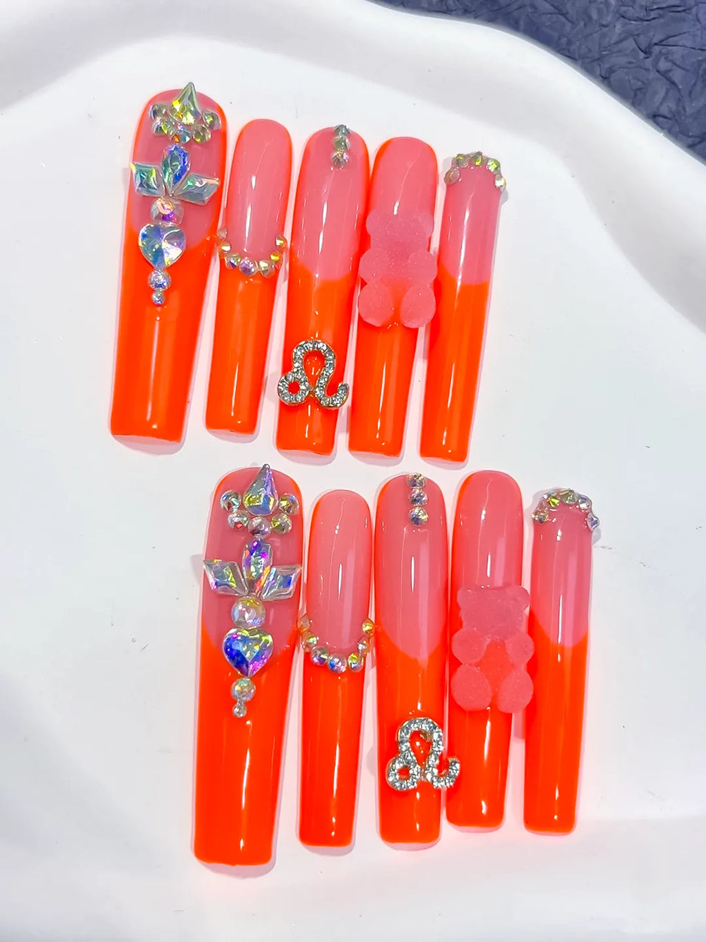 Orange Pink Silver Multicolor Ombre Bear Rhinestone 3D press on nails detail view
