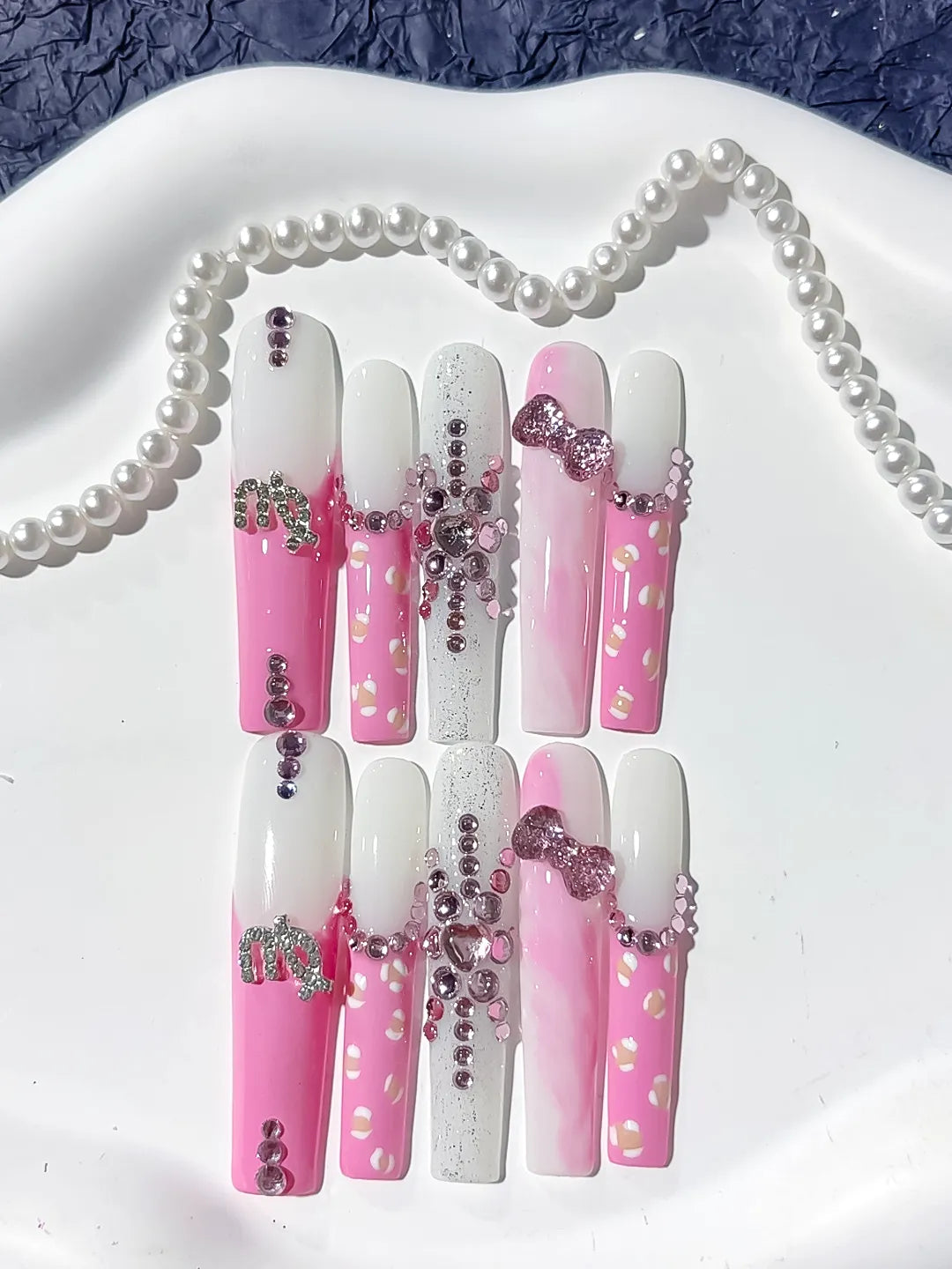 Pink White Silver Solid color Bow Heart Rhinestone press on nails detail view