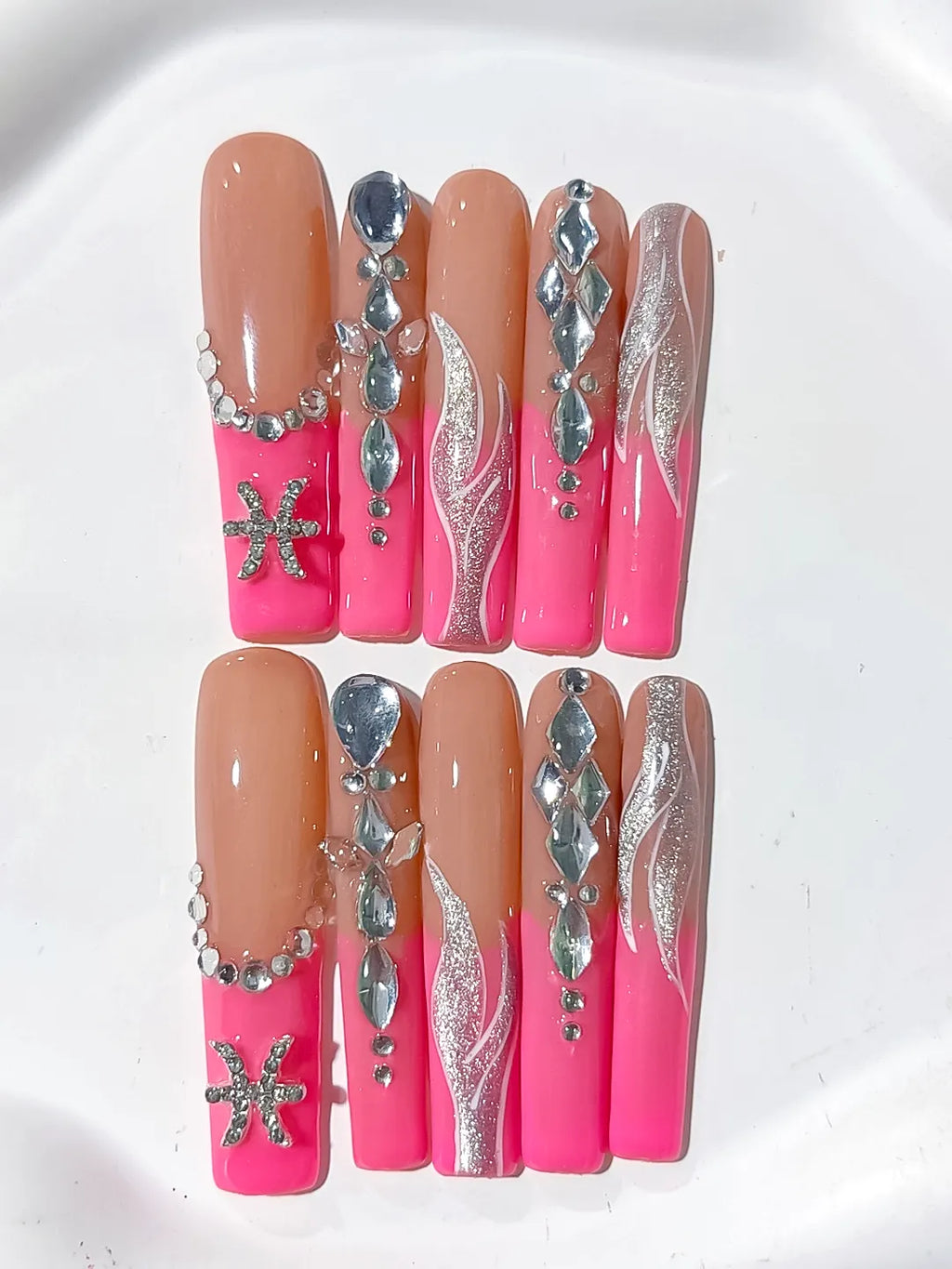 Nude Pink Silver Abstract Starfish Rhinestone press on nails close up