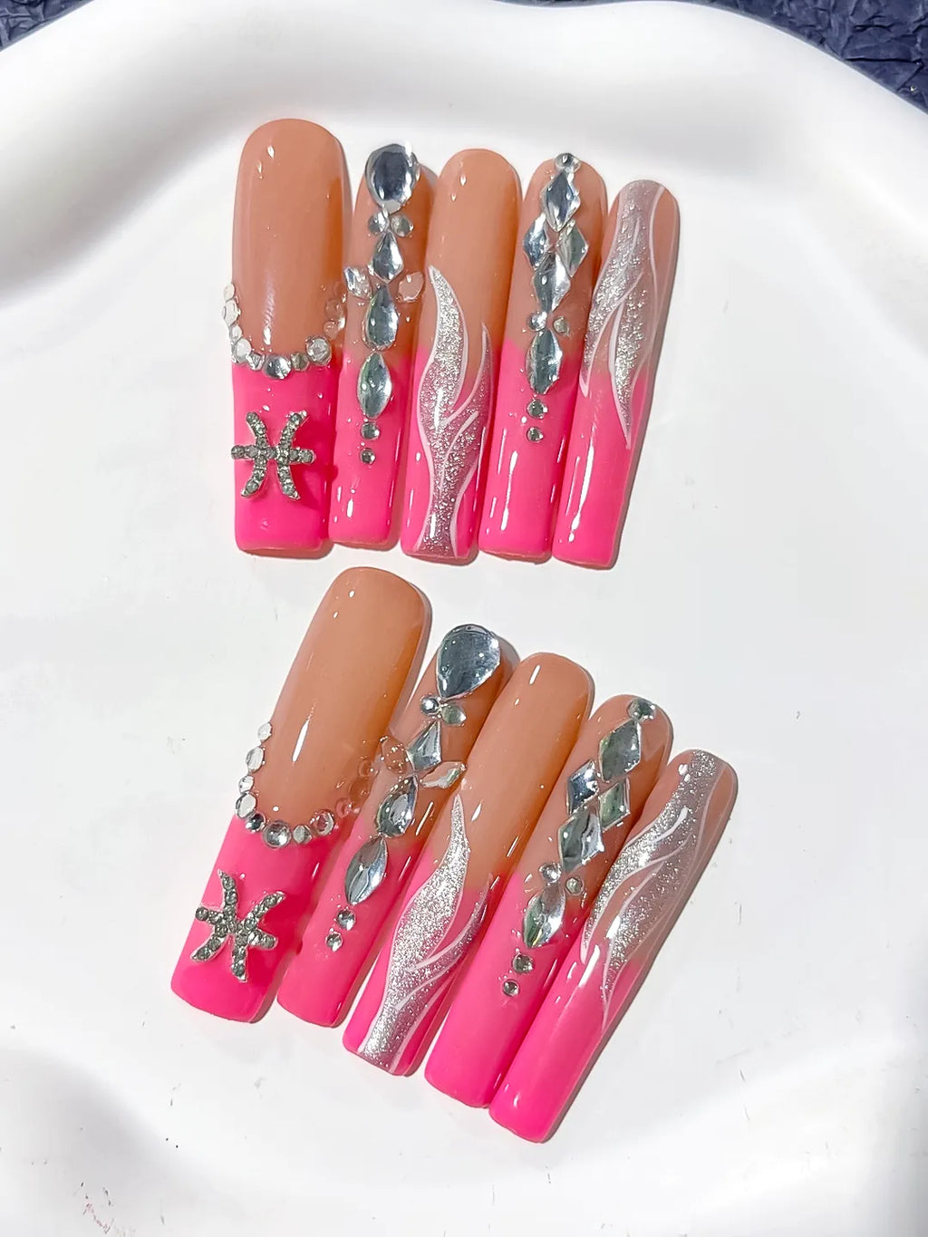 Nude Pink Silver Abstract Starfish Rhinestone press on nails detail view