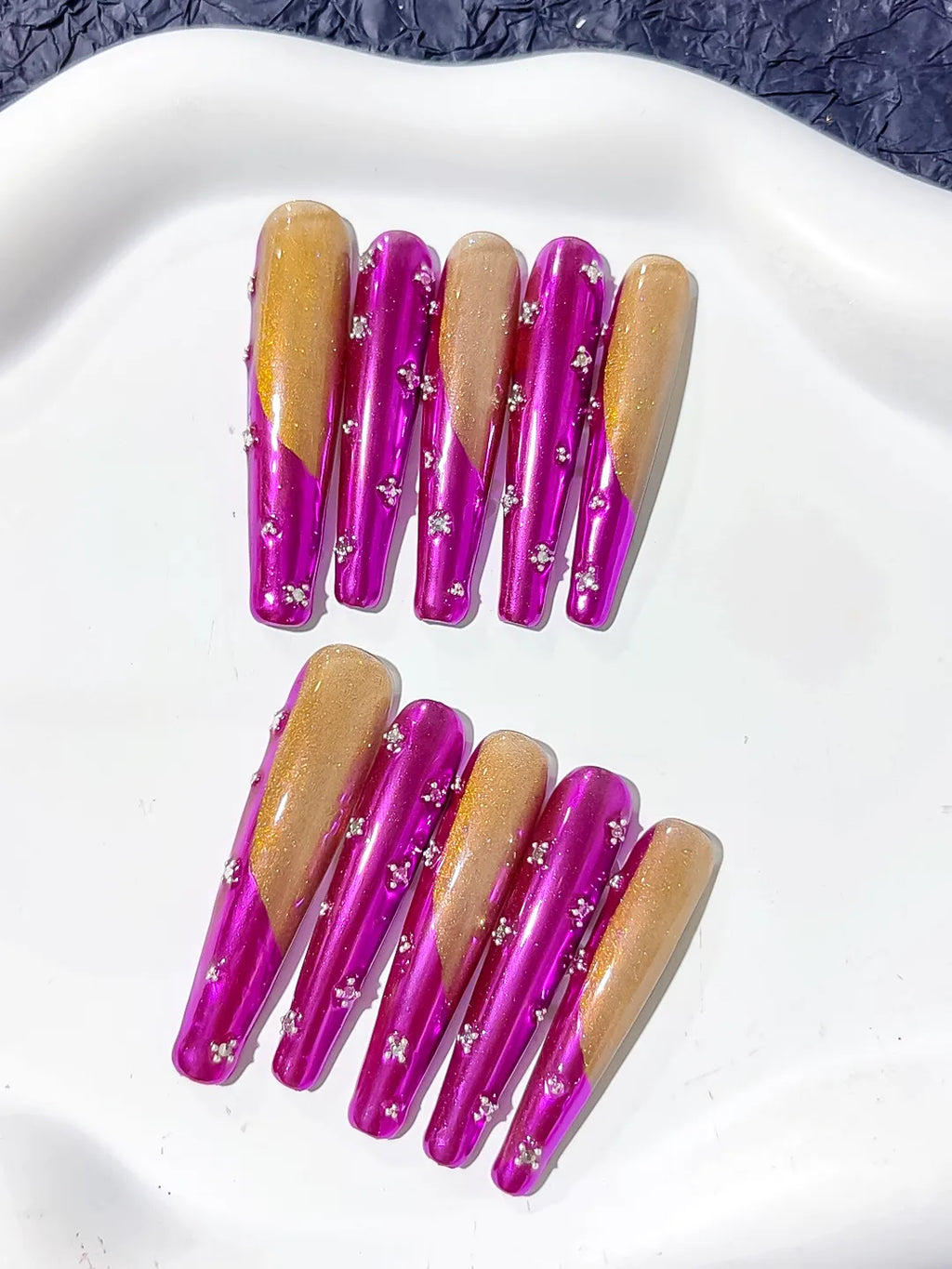 Pink Gold Silver Metallic Rhinestone press on nails detail view