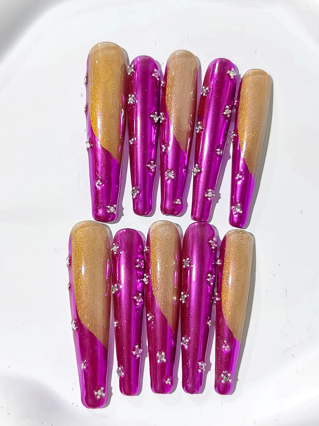 Pink Gold Silver Metallic Rhinestone press on nails detail view