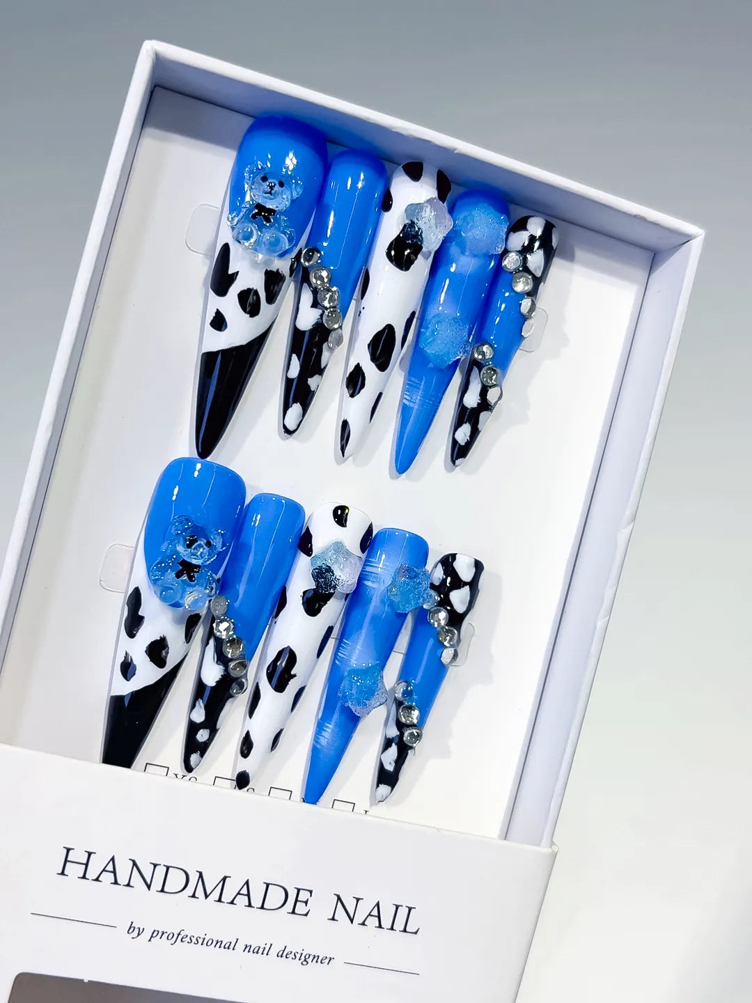 Blue Black White Silver Abstract Animal Print Flower Rhinestone 3D press on nails