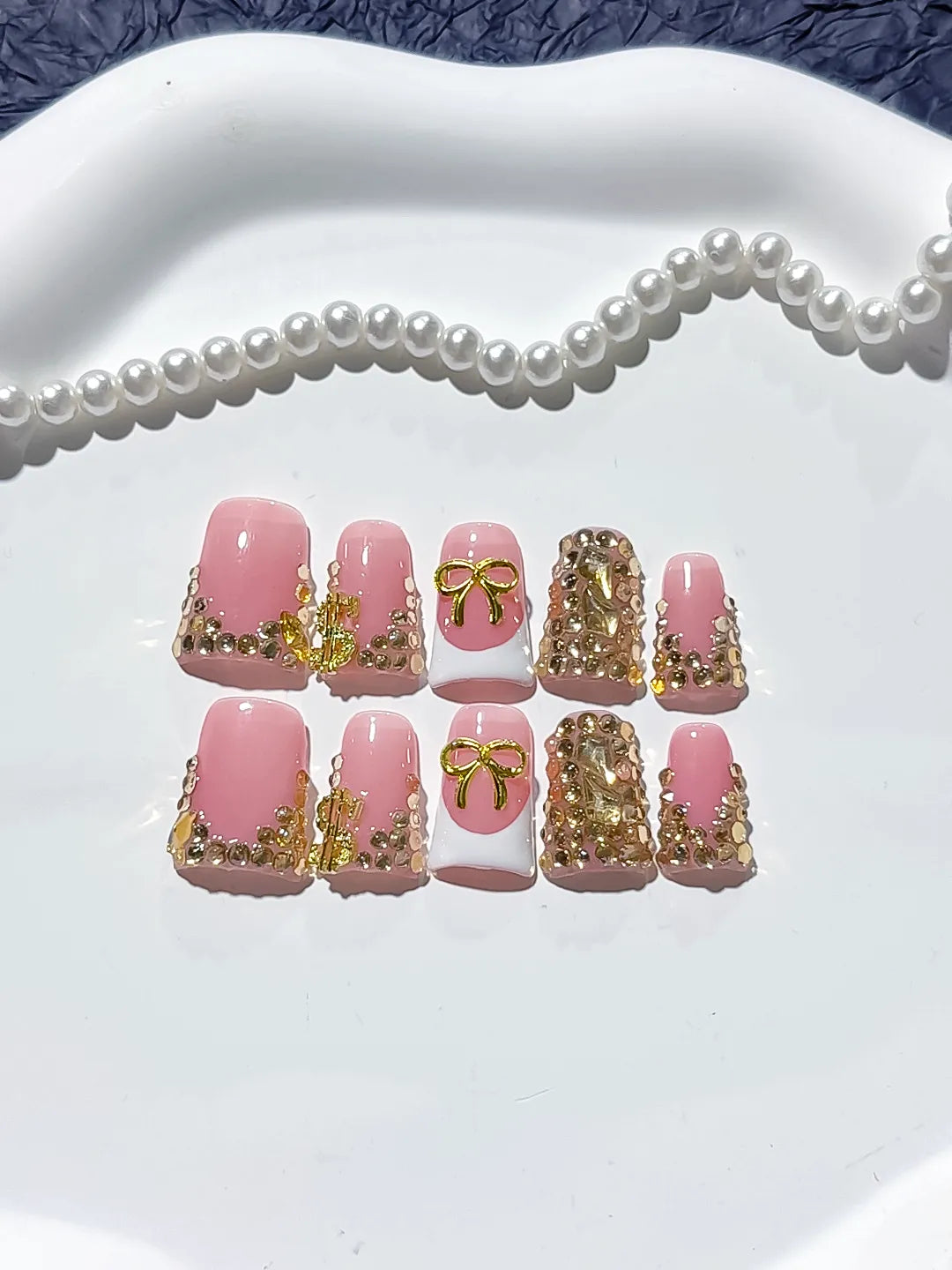 Pink White Gold Glitter Bow press on nails detail view