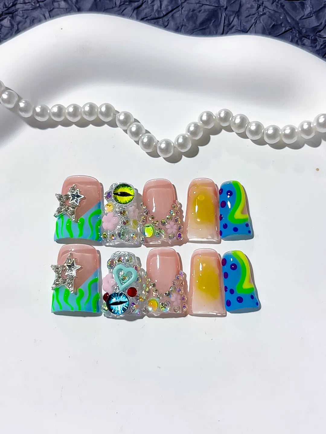 Nude Green Blue Yellow Pink Silver Abstract Flower Heart Eye Star Rhinestone press on nails close up
