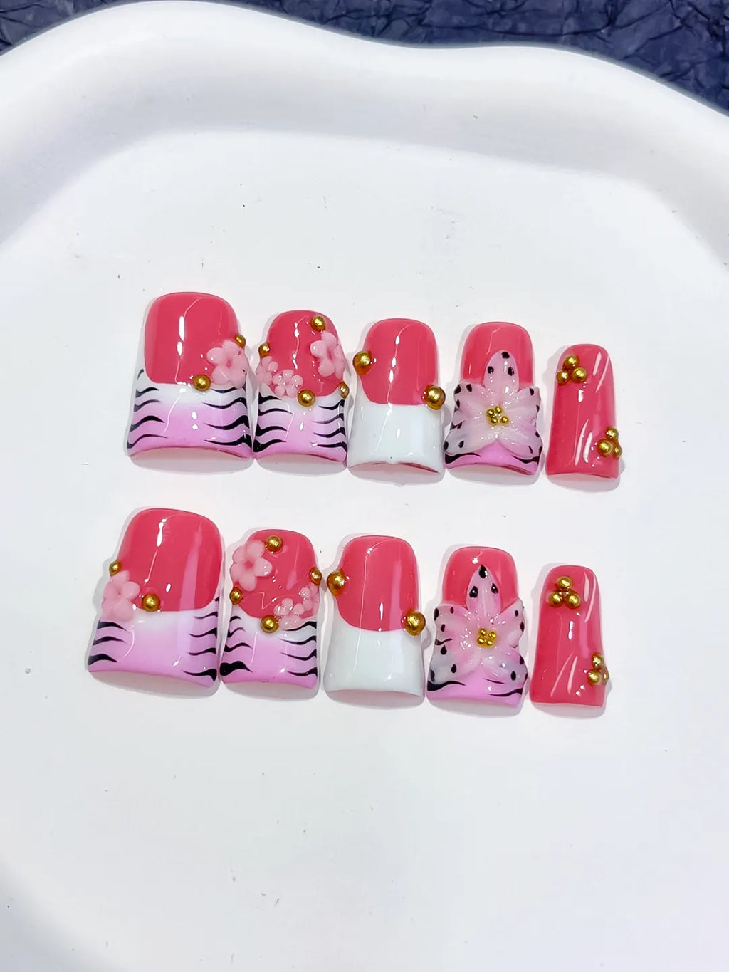 Pink White Black Gold Abstract Flower Animal Print Stud press on nails detail view