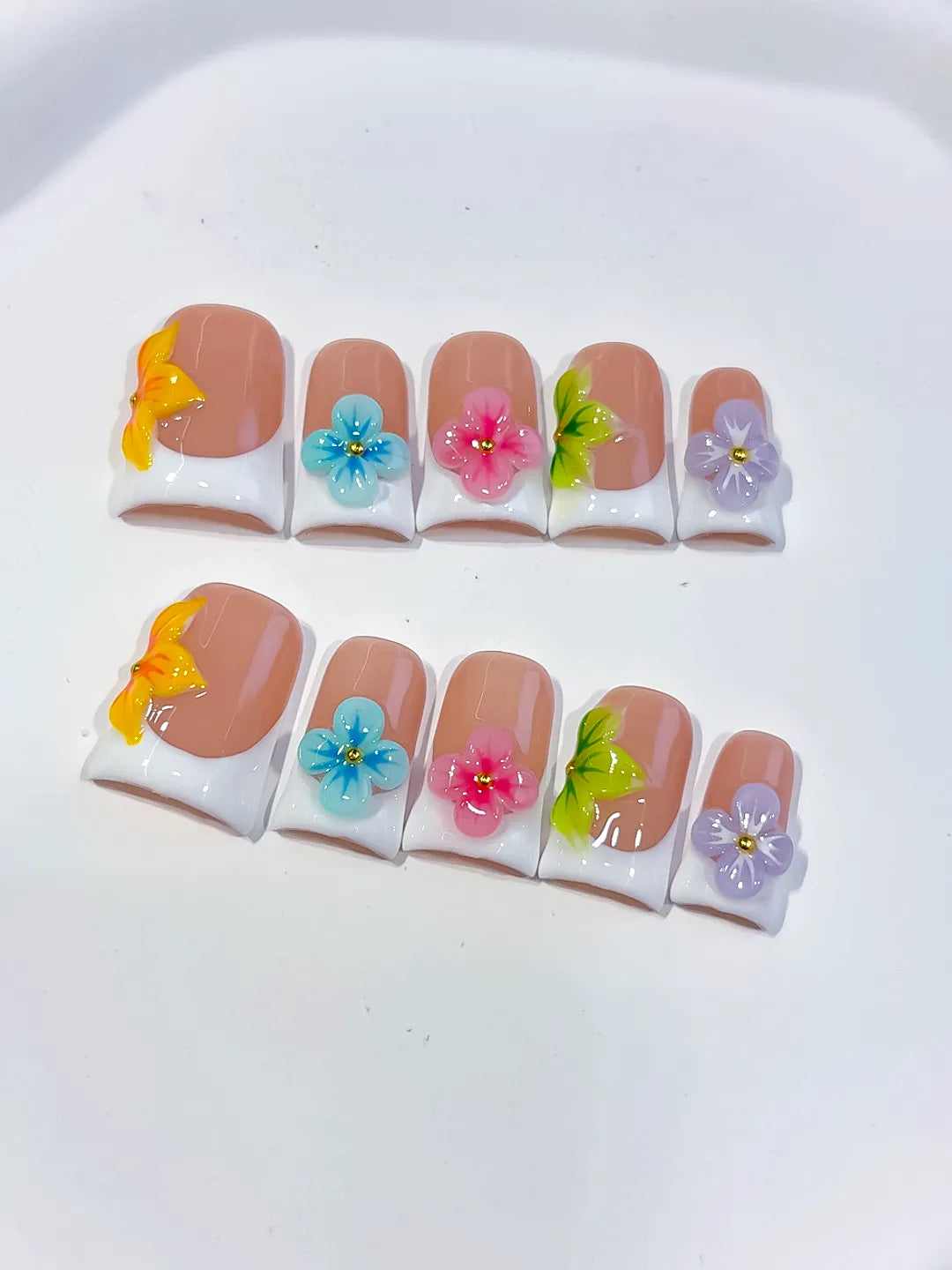 Nude Orange Blue Green Abstract Flower 3D press on nails detail view