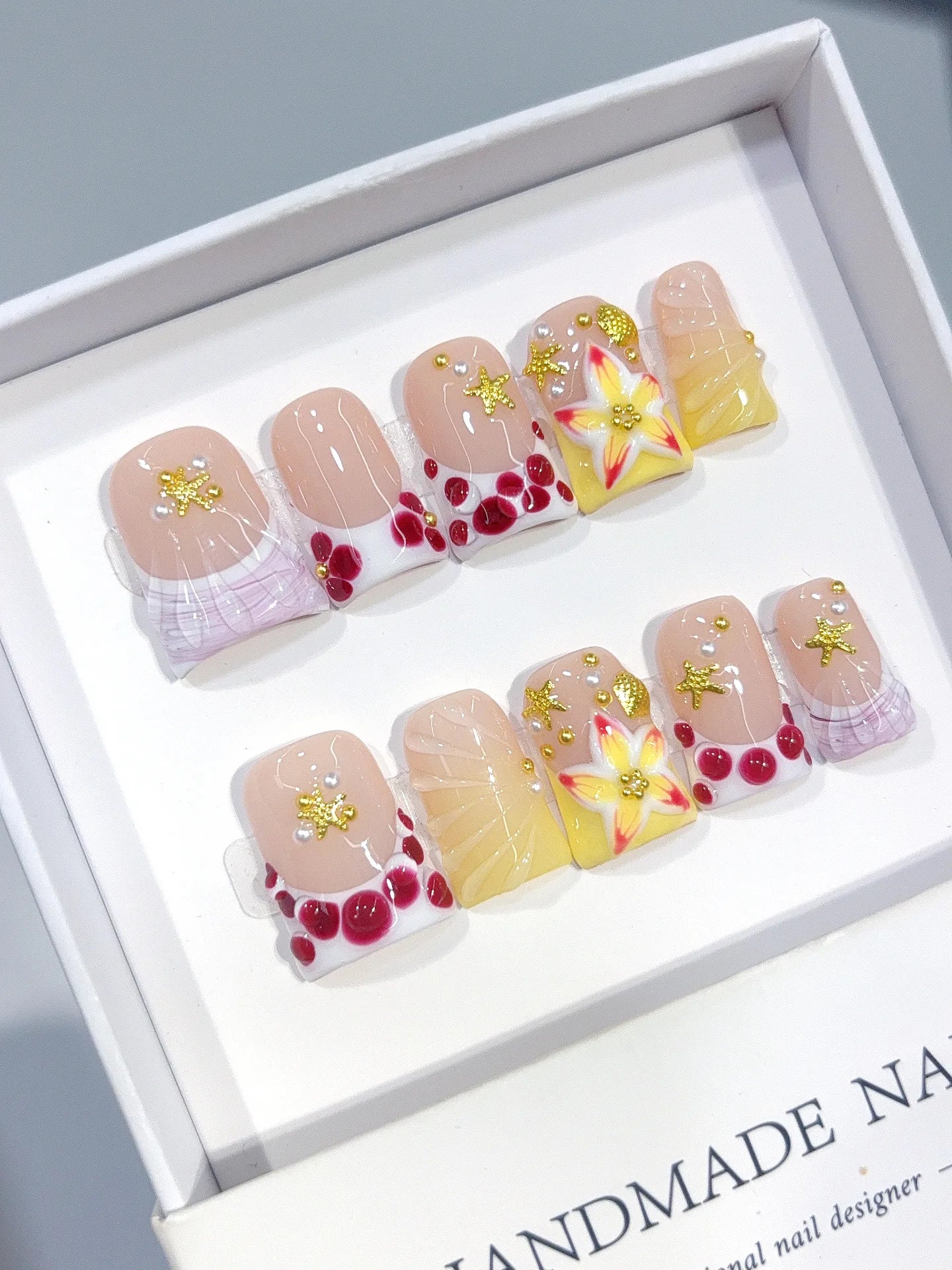 L312 - Short Nude Yellow Duck French Tip Polka Dot Flowers - view 4