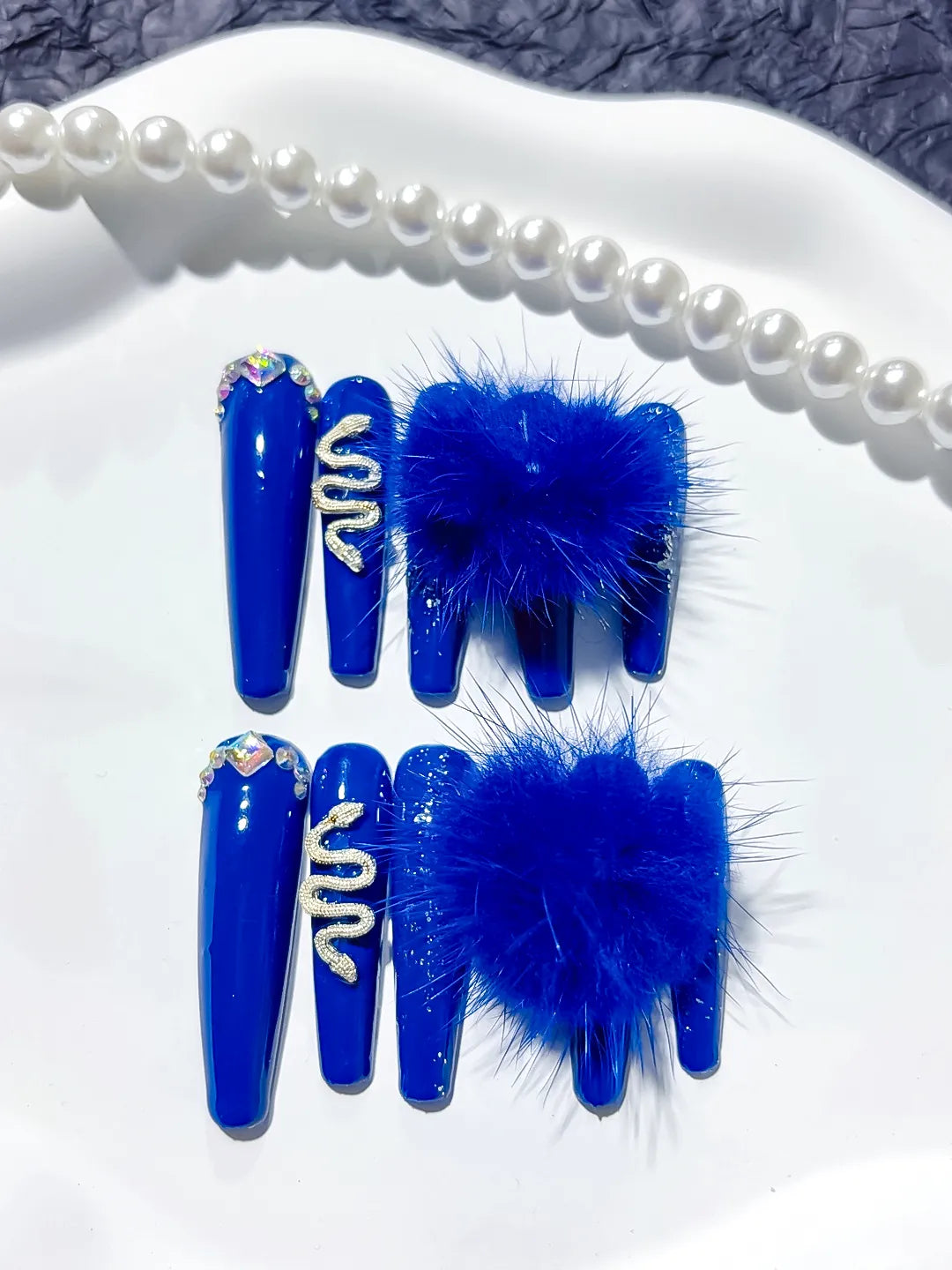 Blue Silver Solid color Bear Rhinestone 3D press on nails close up