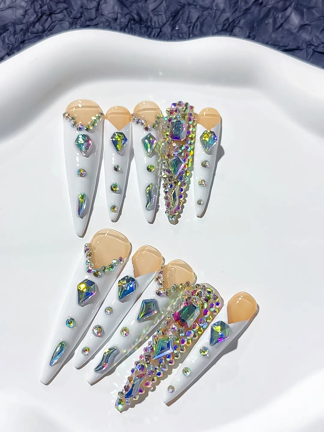 Nude White Gold Silver Solid color Rhinestone Metallic Accent press on nails detail view