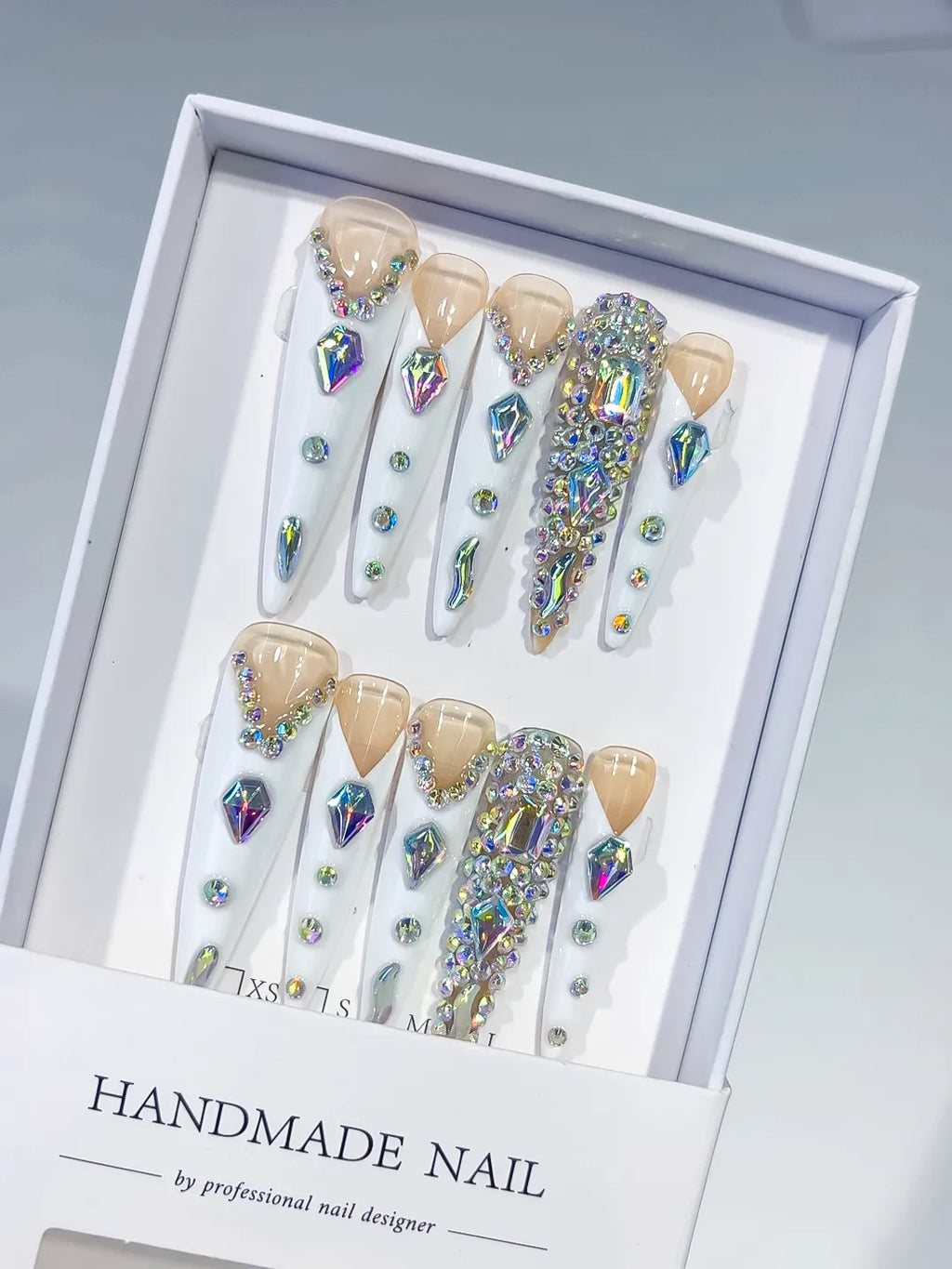 Nude White Gold Silver Solid color Rhinestone Metallic Accent press on nails