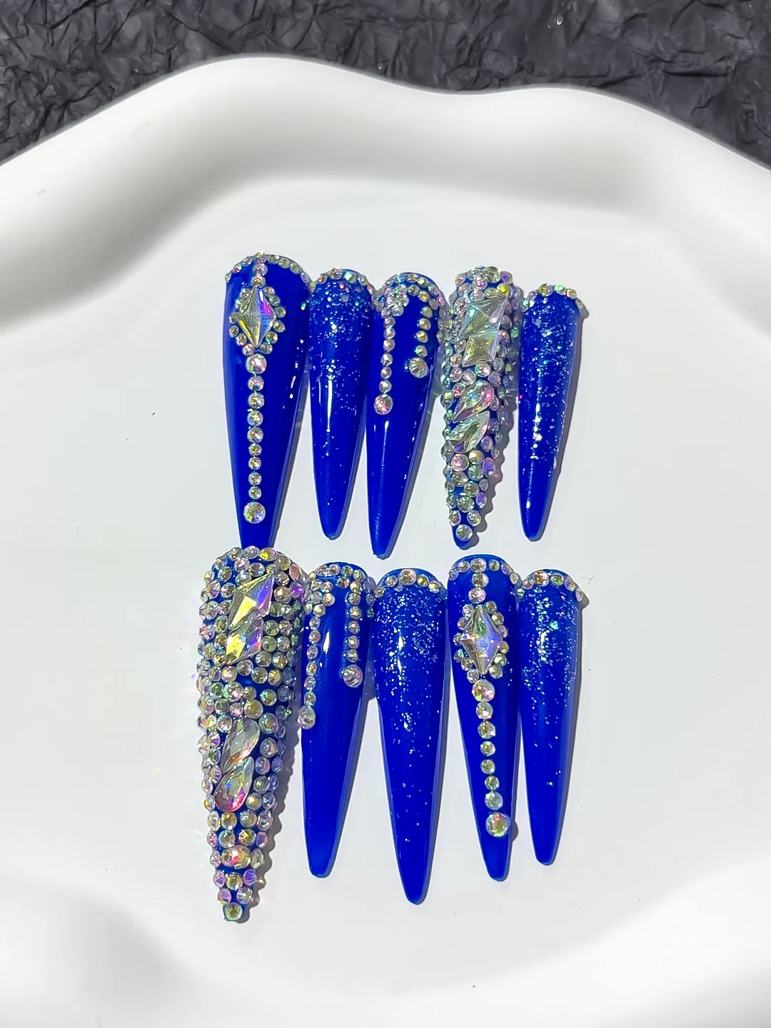 Blue Silver Solid color Rhinestone Glitter press on nails detail view