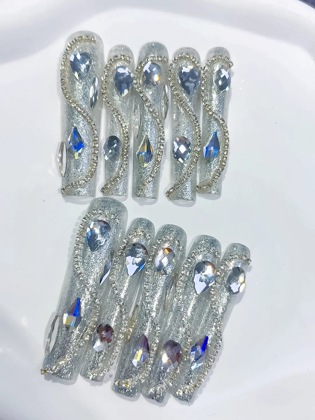 Silver Solid color Rhinestone Crystal Cluster press on nails detail view