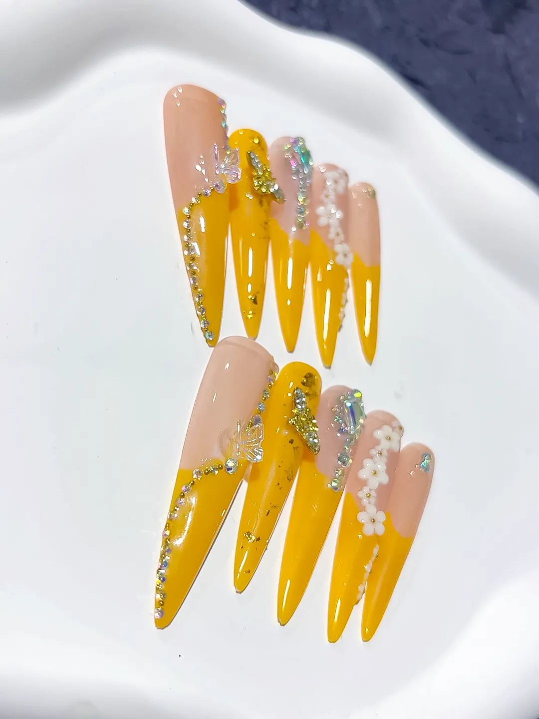 Yellow Solid color press on nails detail view