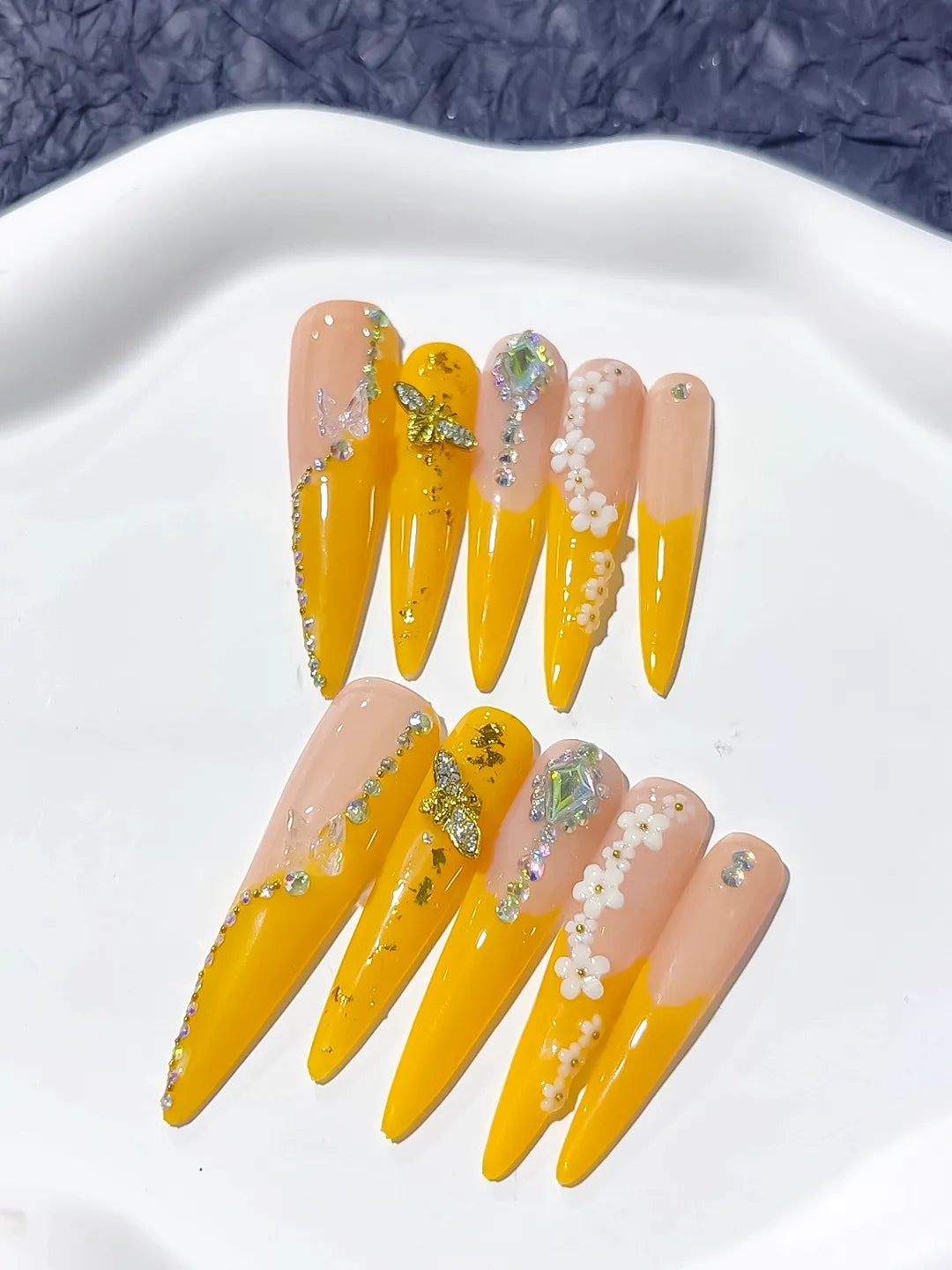 Yellow Solid color press on nails detail view