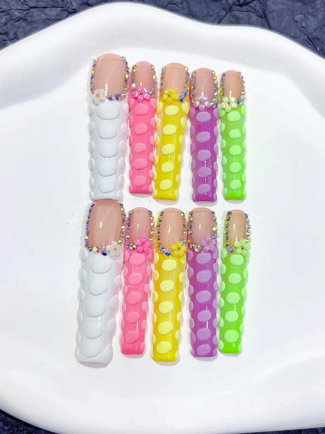 Nude Pink Yellow Green Abstract press on nails detail view