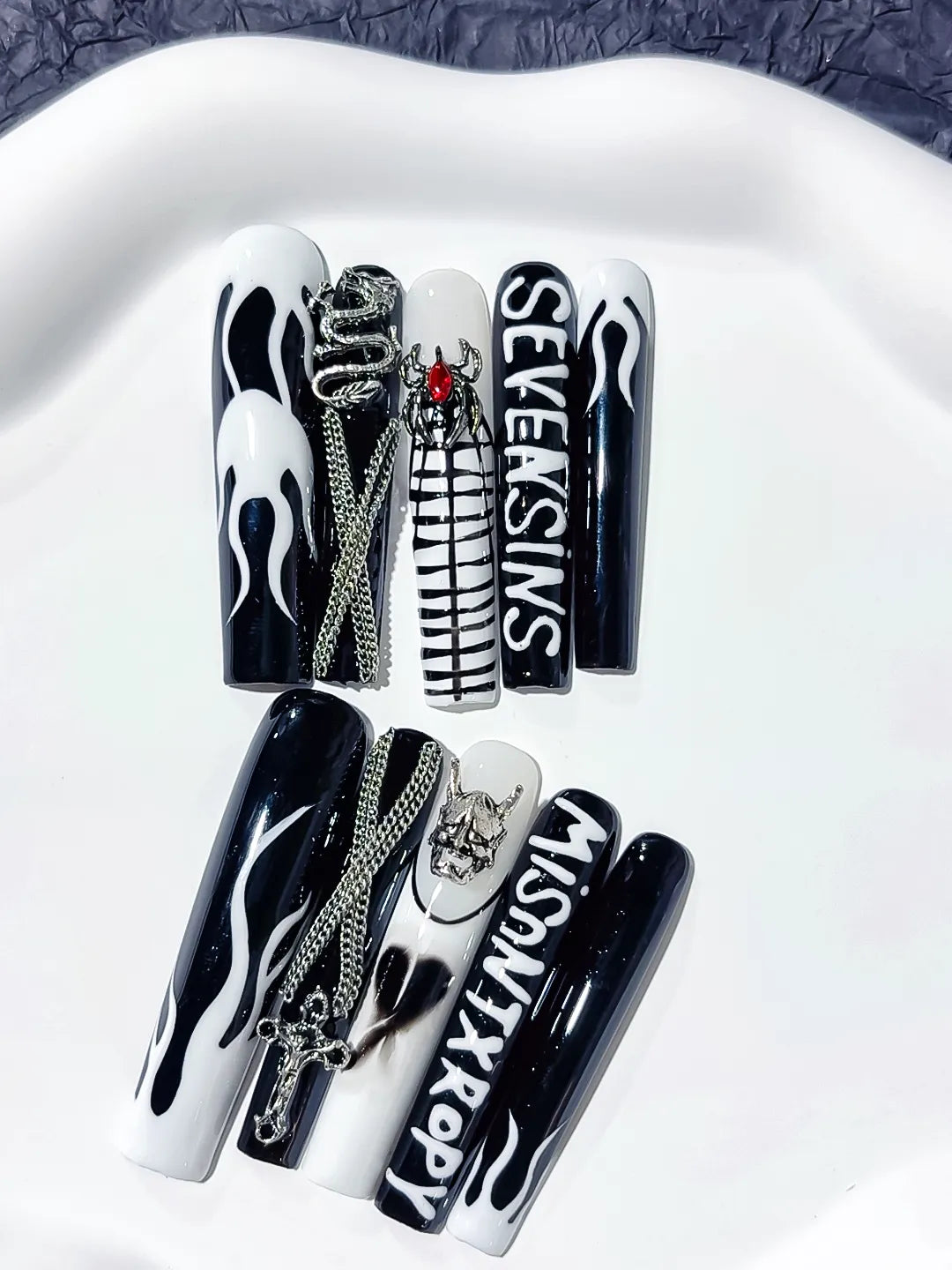 White Black Abstract Swirl 3D press on nails detail view