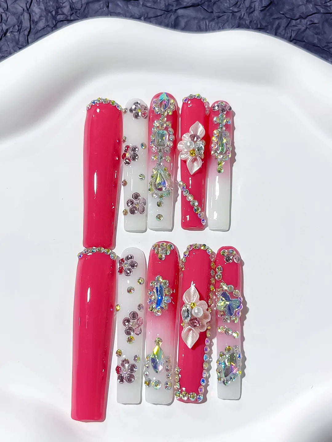 Red Silver Solid color Rhinestone Crystal Cluster press on nails detail view